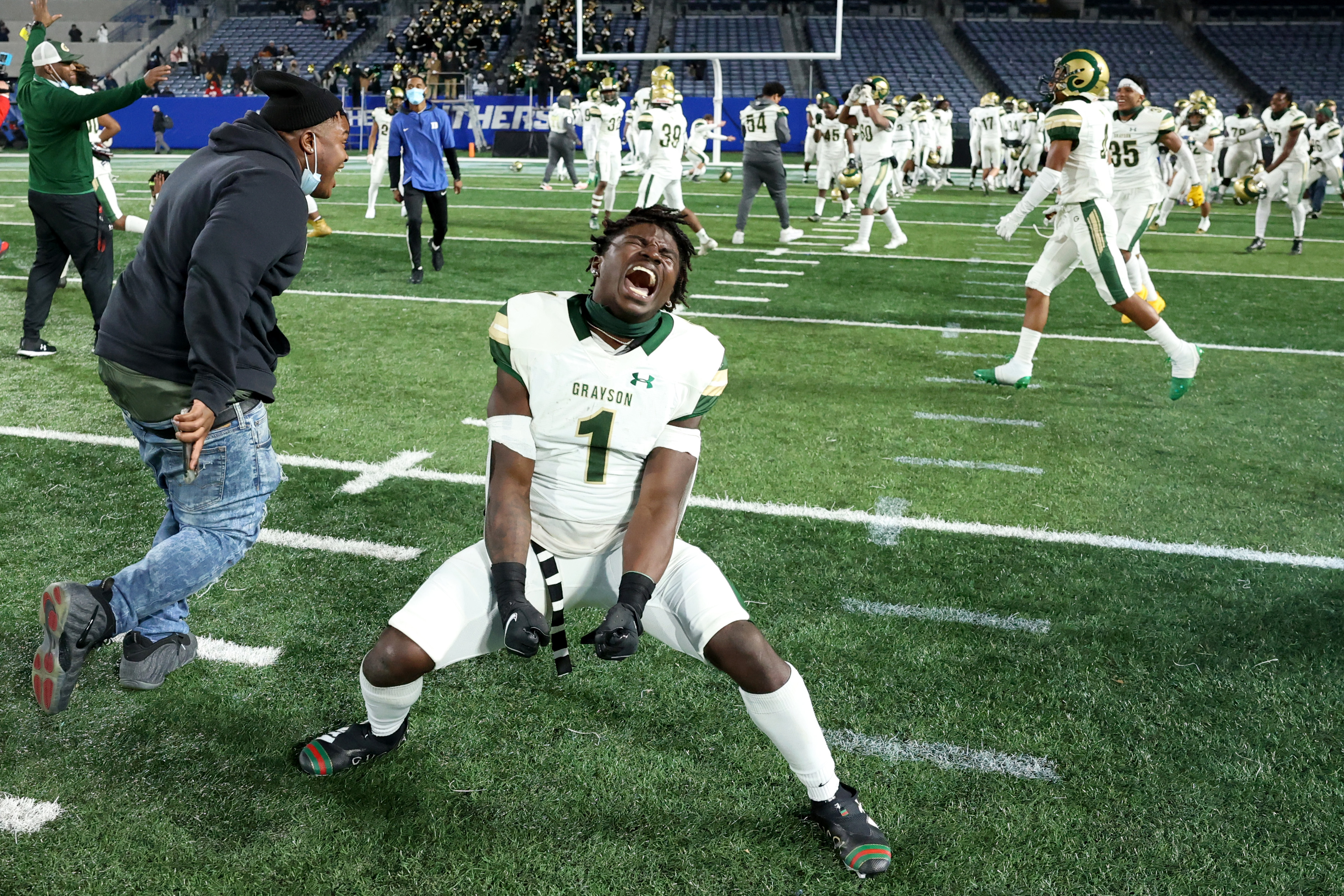 High school football: No. 3 Grayson makes point, demolishes Collins Hill  38-14 in Georgia 7A title game