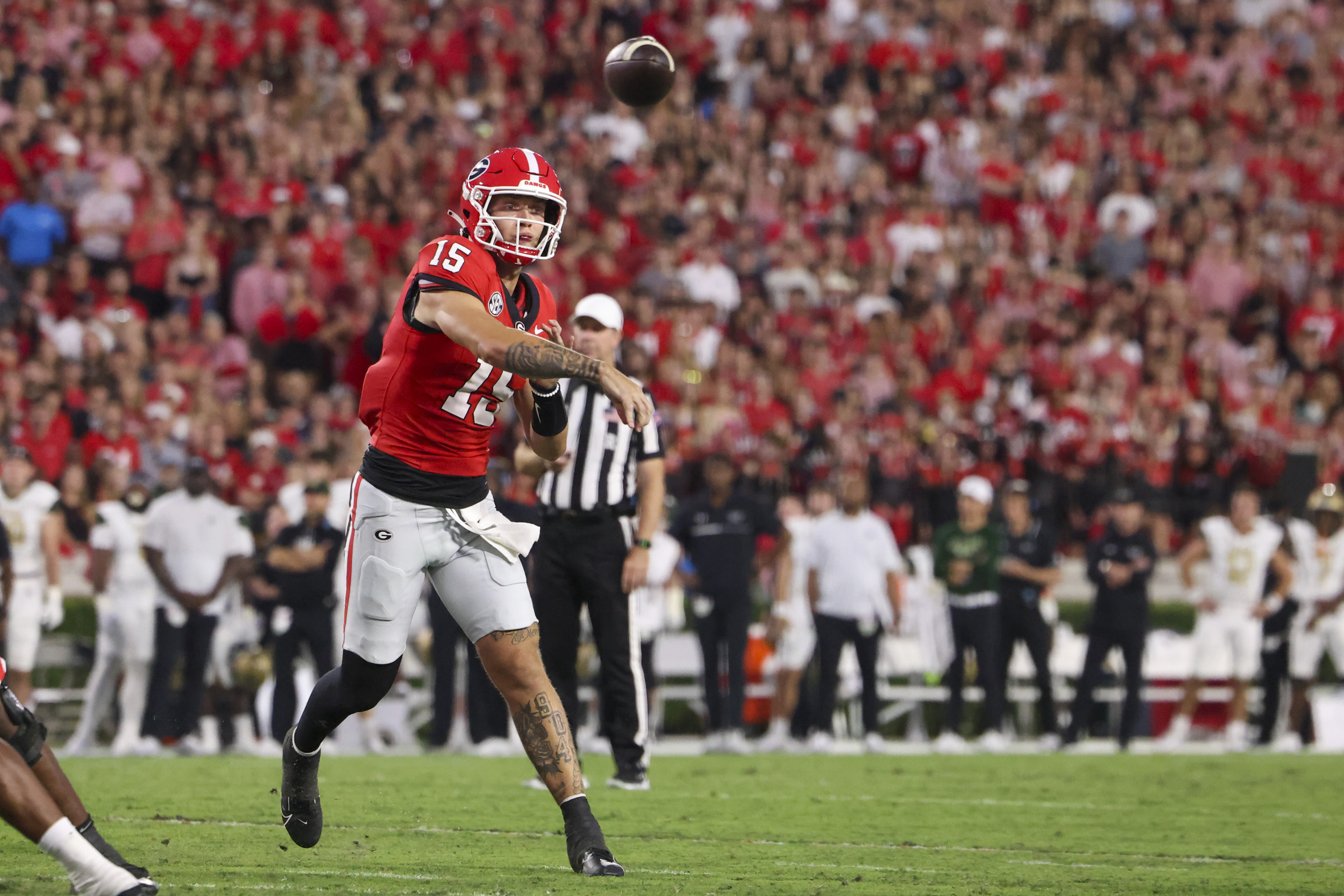 Weekend Predictions: Falcons win opener, Georgia routs Ball State