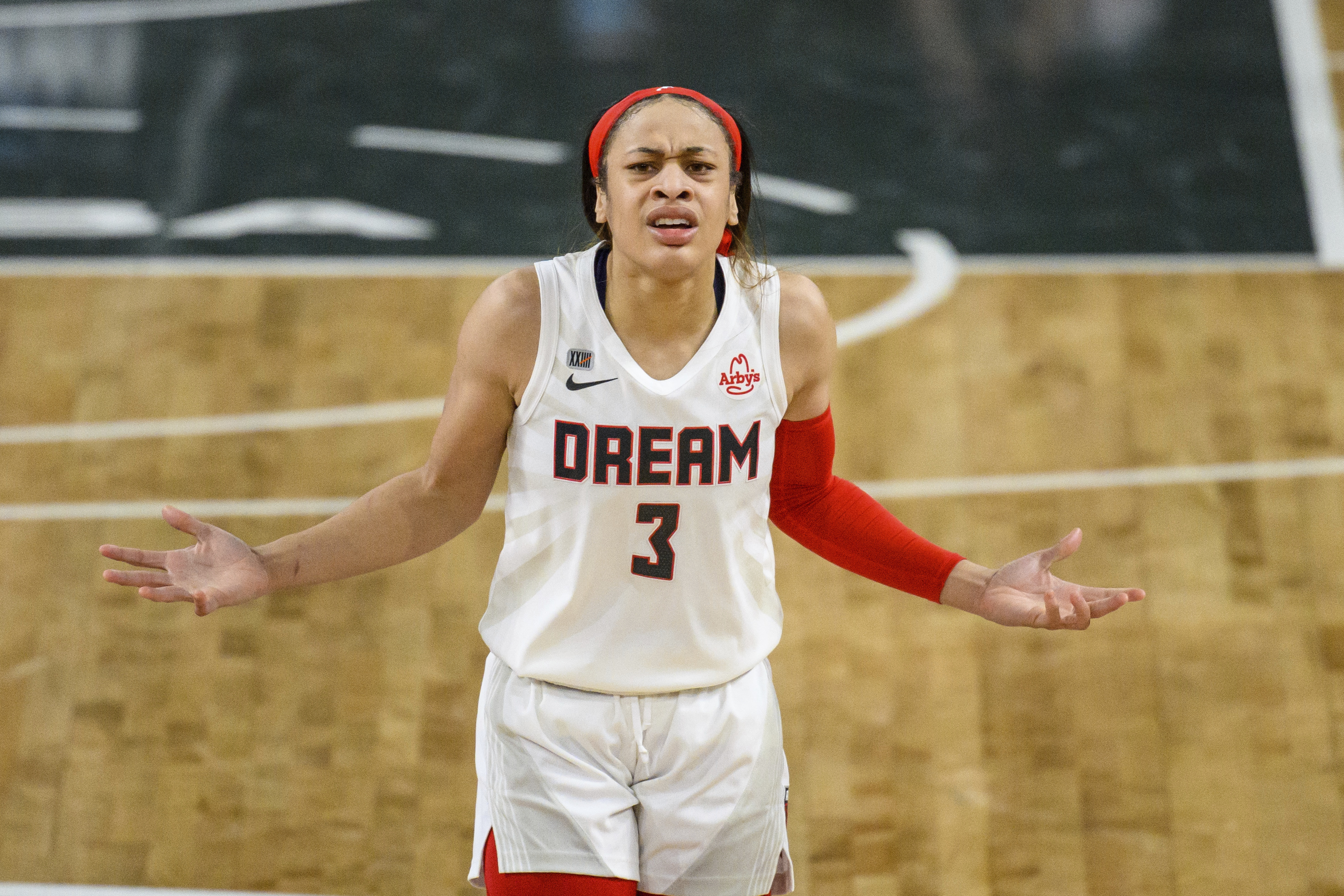 How Chennedy Carter earned a suspension from the Atlanta Dream