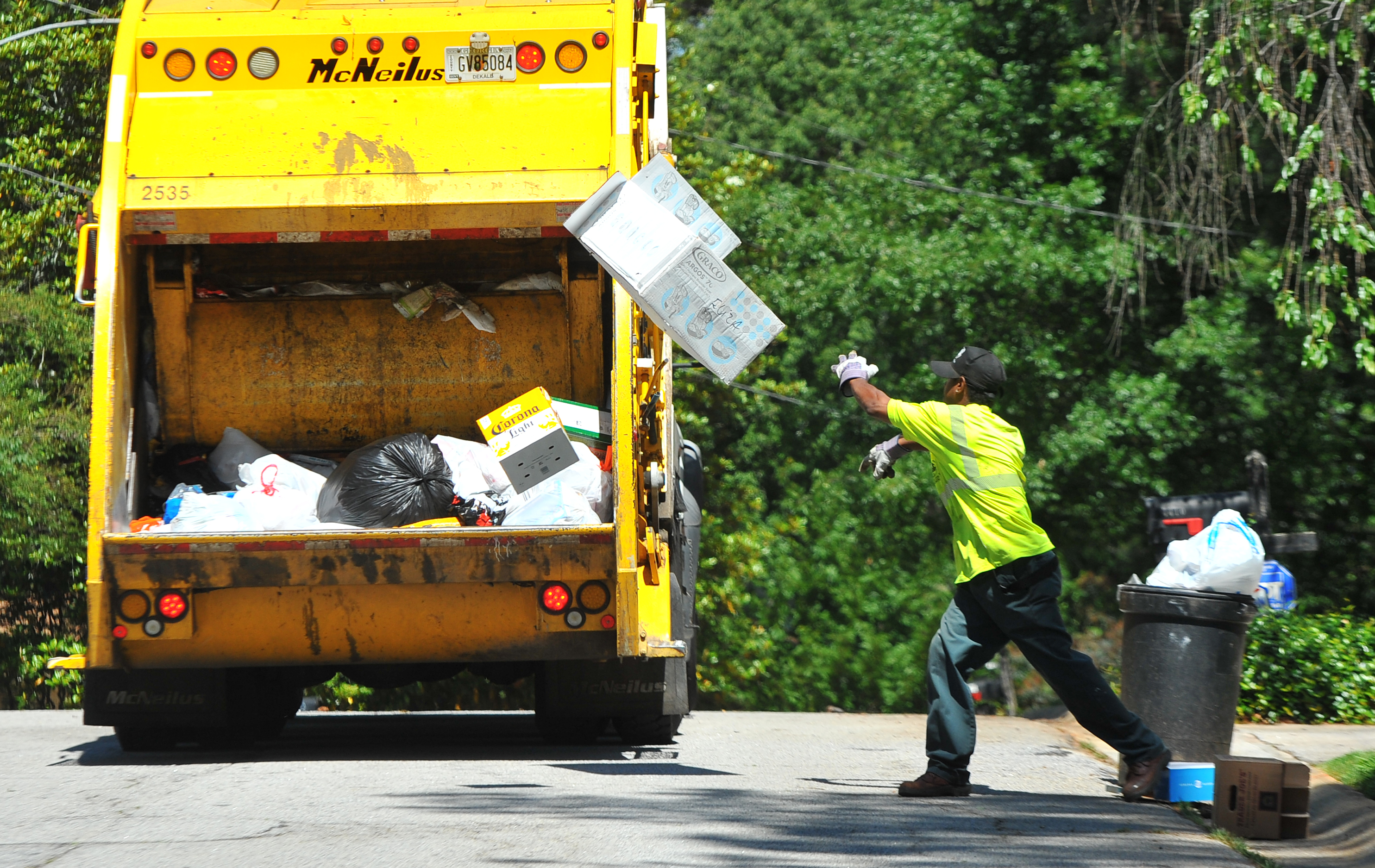 argos garbage truck