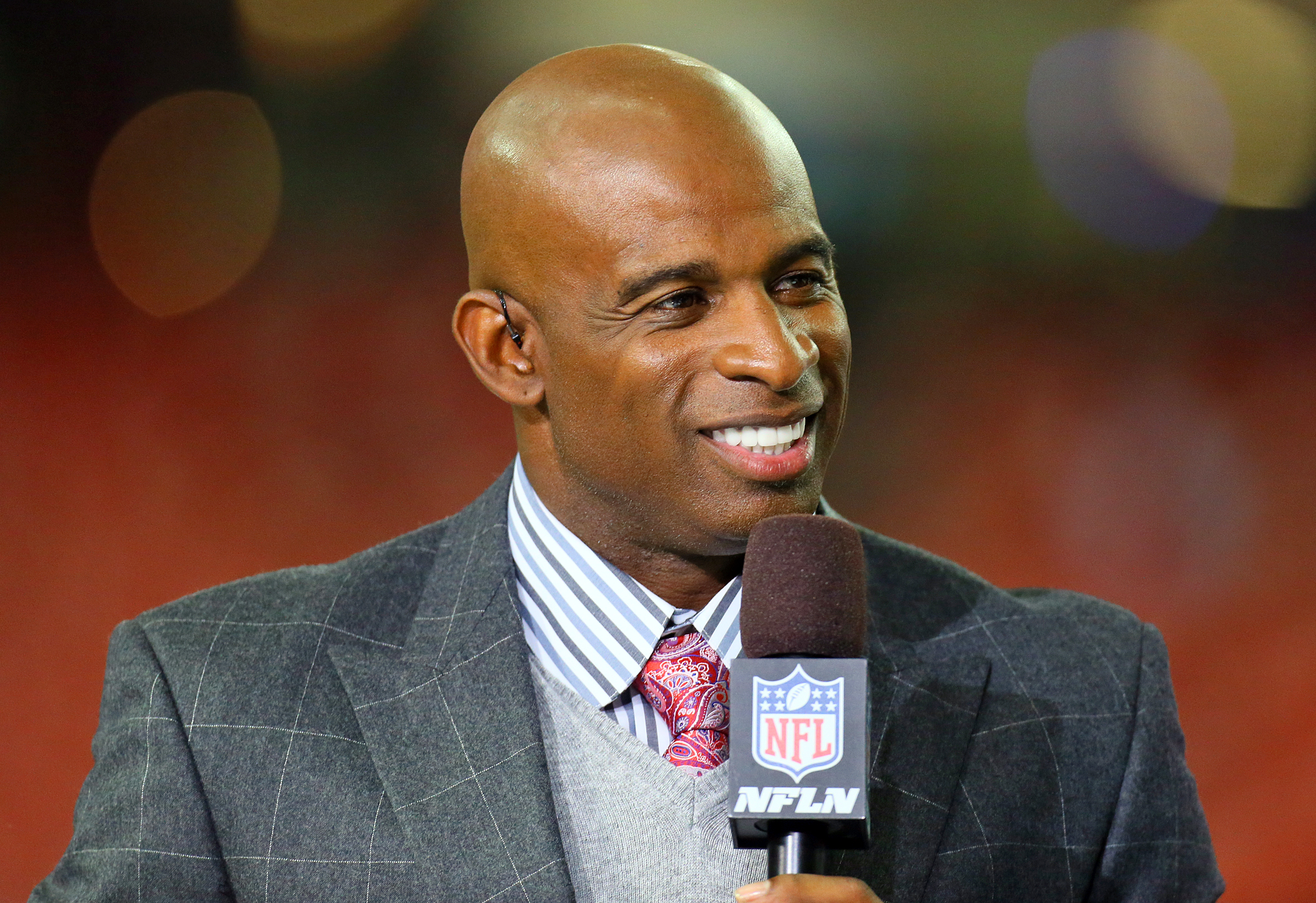 Deion Sanders' Contract Breakdown: Deion Sanders' Contract Details and  History