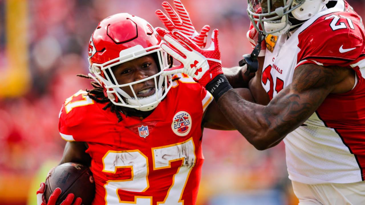 Browns Sign Running Back Kareem Hunt, on NFL Exempt List