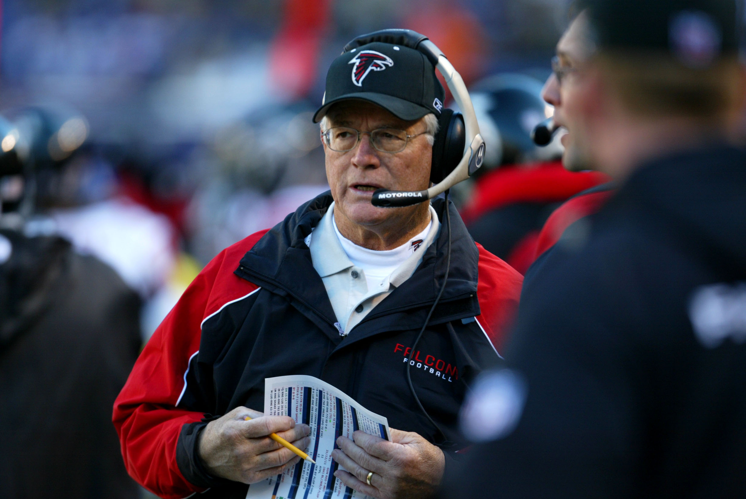 Former Broncos, Falcons, Giants coach Dan Reeves dies at 77