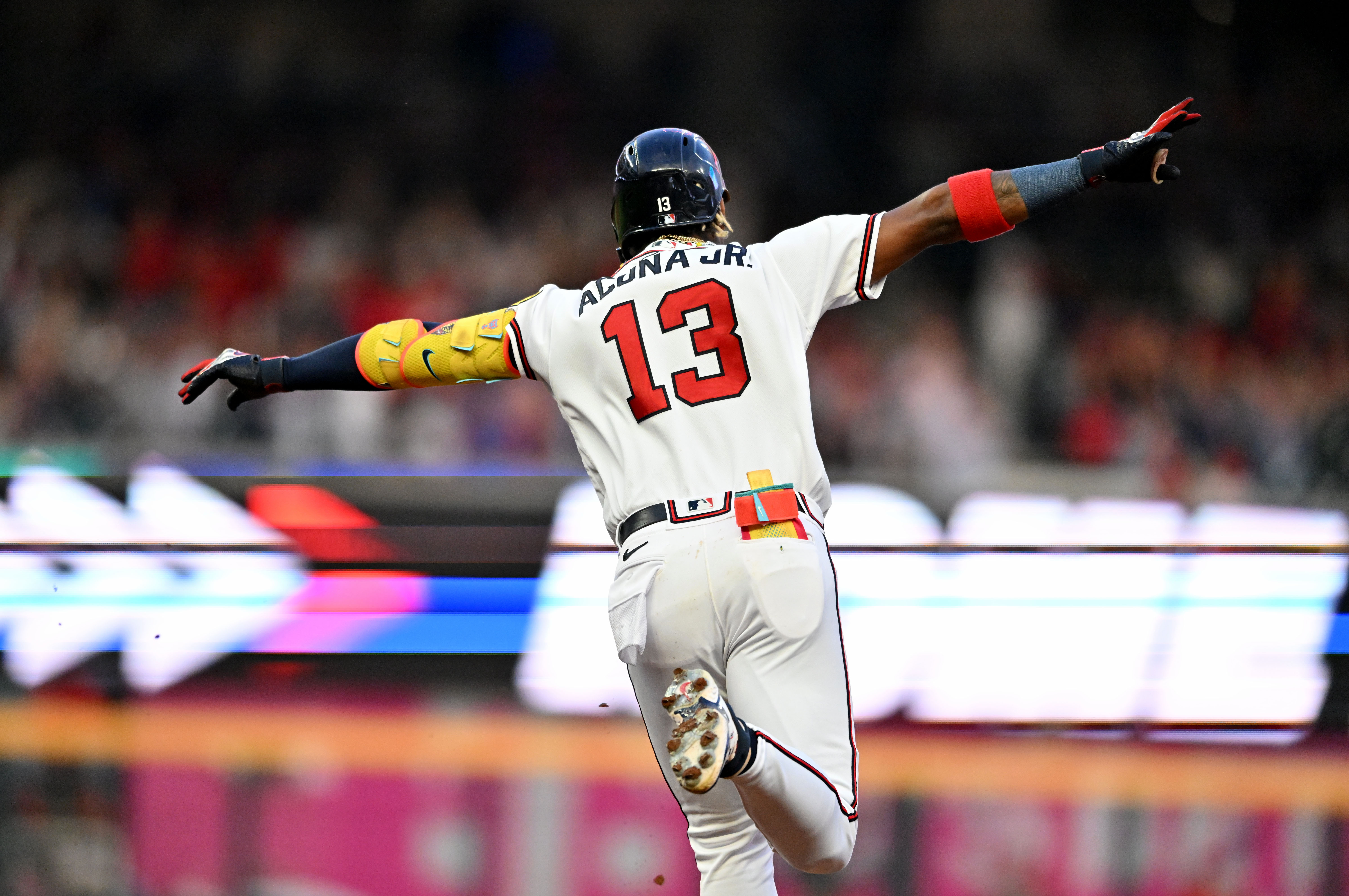 Adam Duvall exacts revenge on Braves, makes Marlins history in 14-8 win -  Fish Stripes