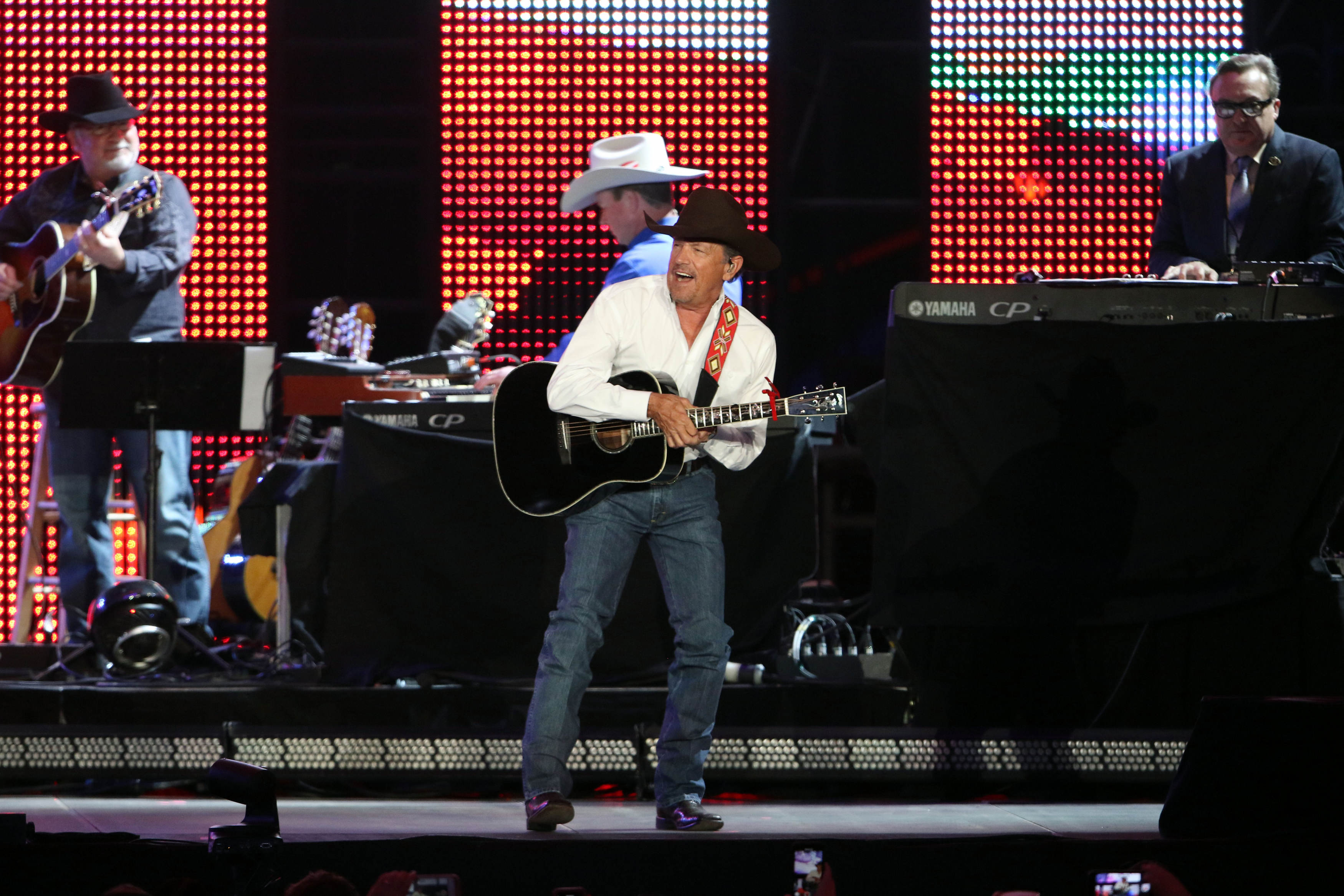 Degeorge Strait Concert Setlist - hrfwb42