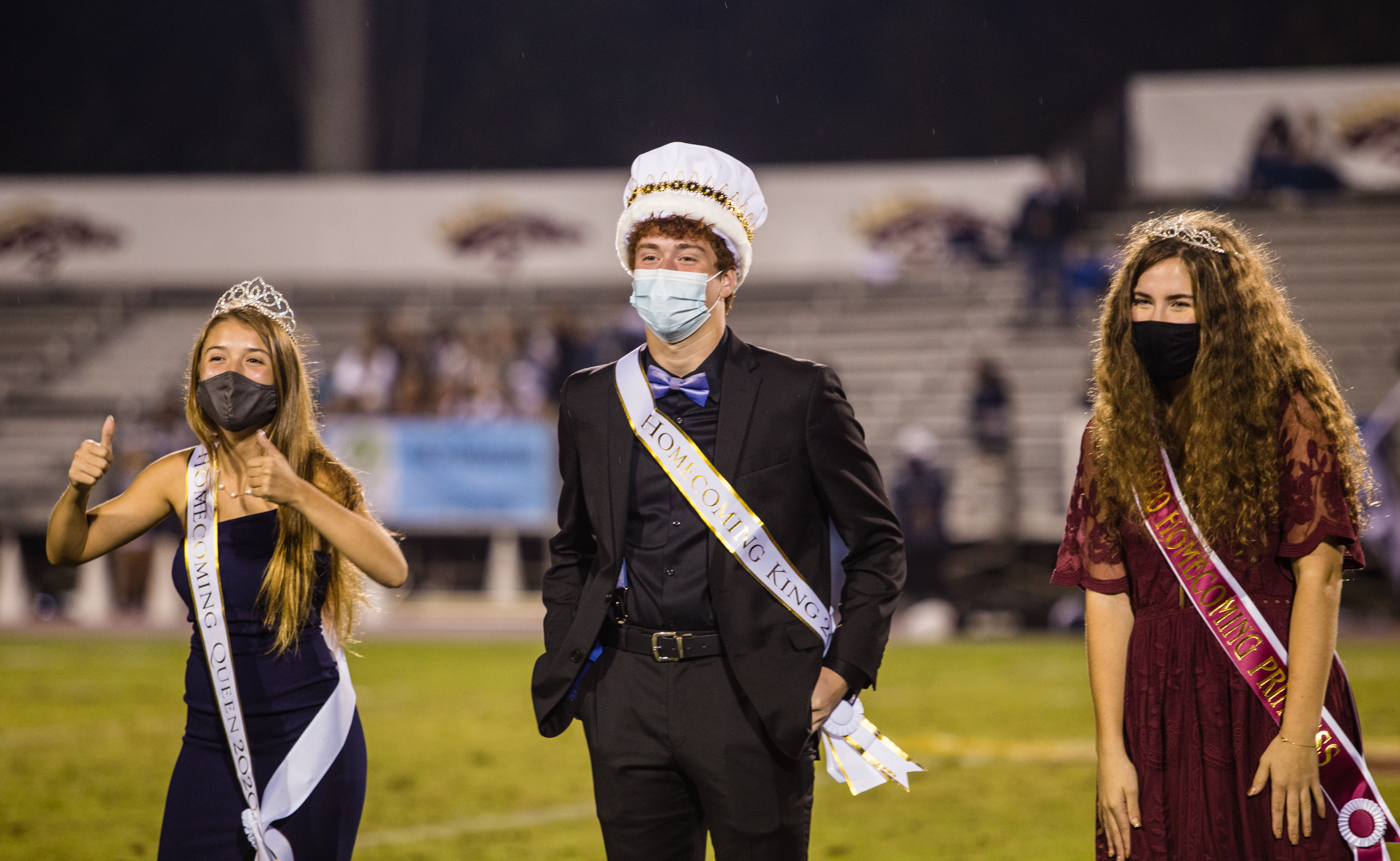 Meeting our Homecoming King and Queen – News from the Nest