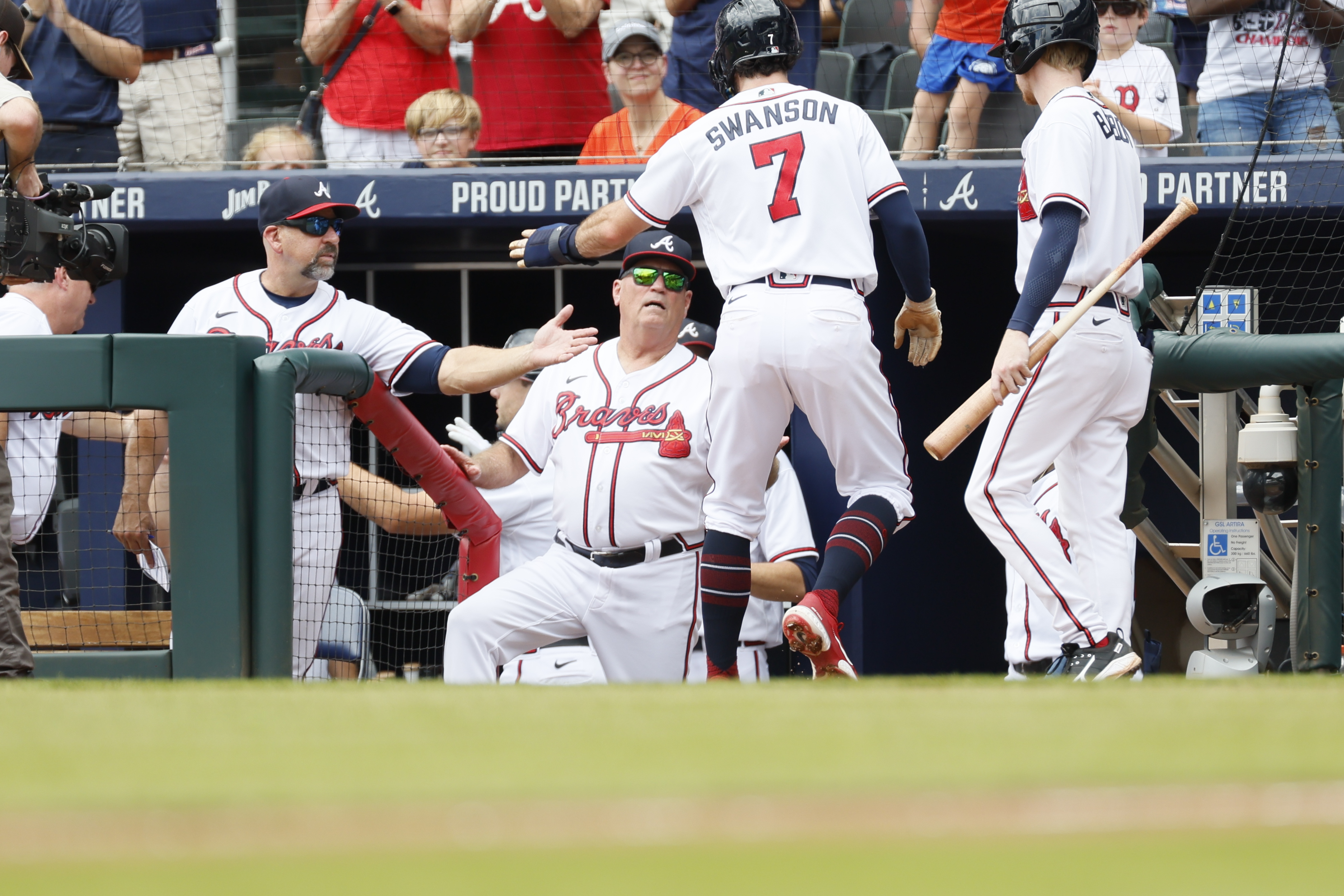 Atlanta Braves game recap: Braves unable to dig out of hole, lose