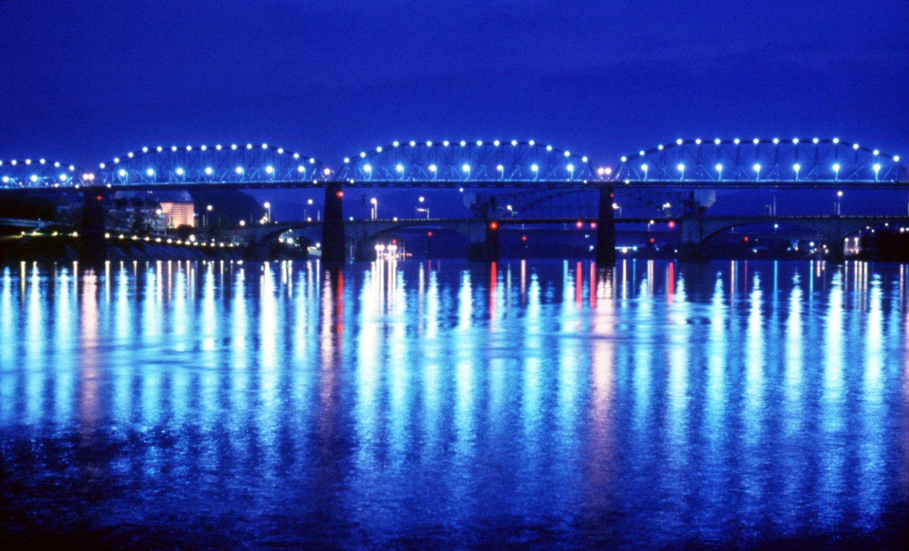 "The Walnut Street Bridge is one of the longest pedestrian bridges in the world and it lights up at night during the holidays."
Courtesy of Chattanooga Tourism Co.