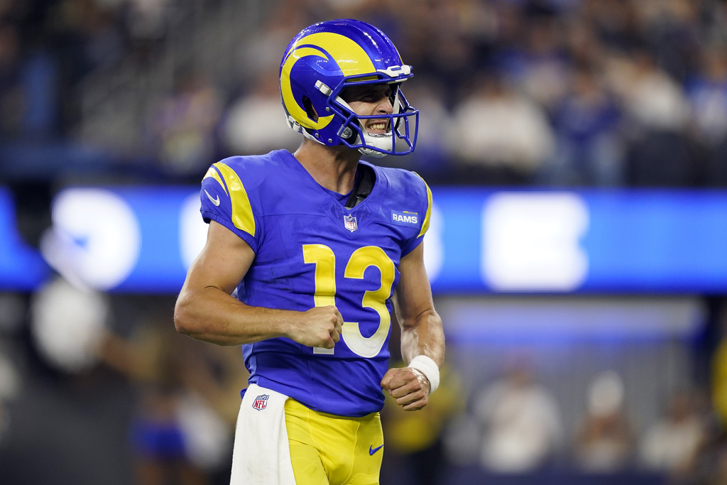 Stetson Bennett gets his first NFL action for the Rams in a 34-17 preseason  loss to the Chargers