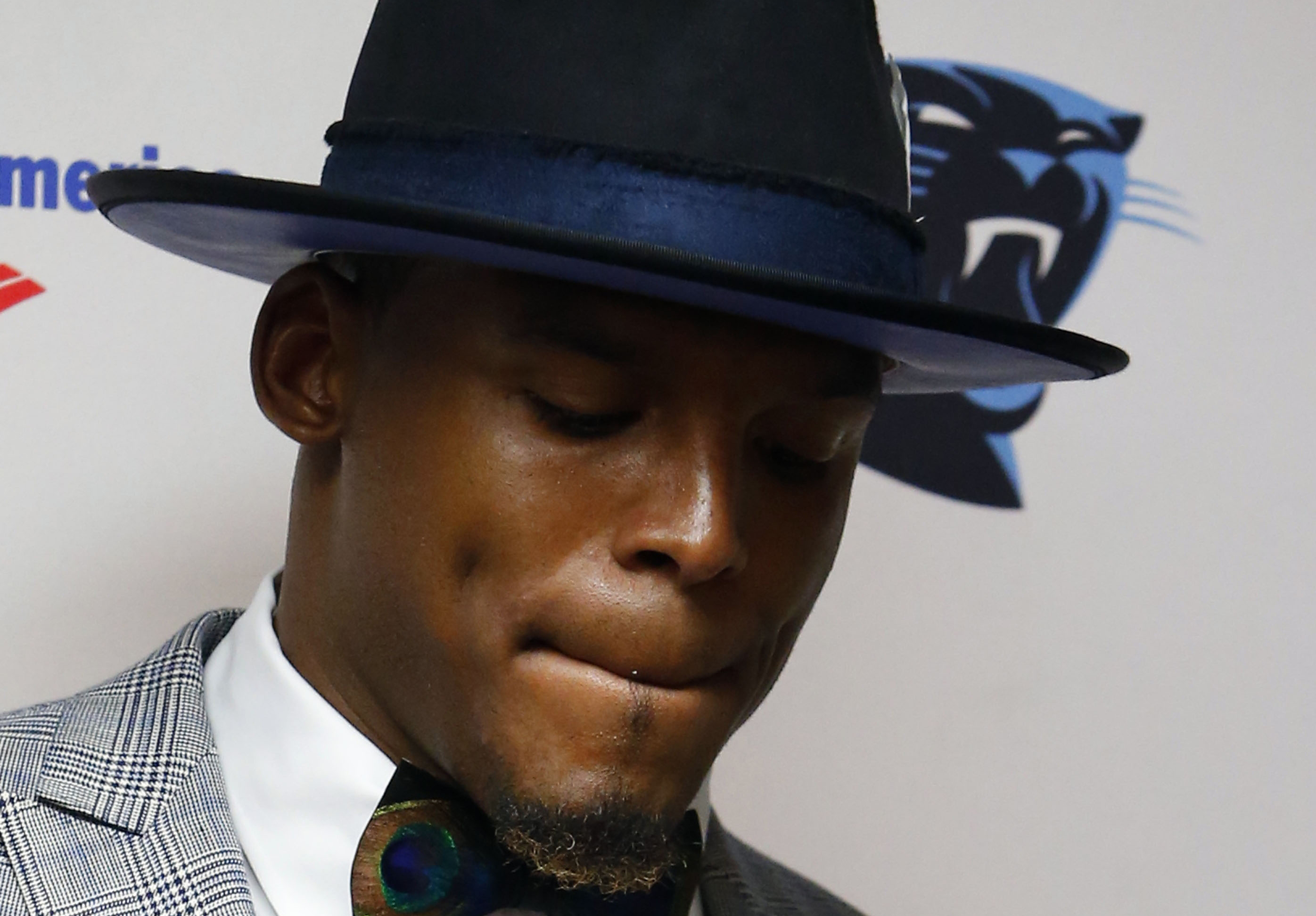 Cam Newton Apologizes for 'Extremely Unacceptable' Remarks to Female  Reporter