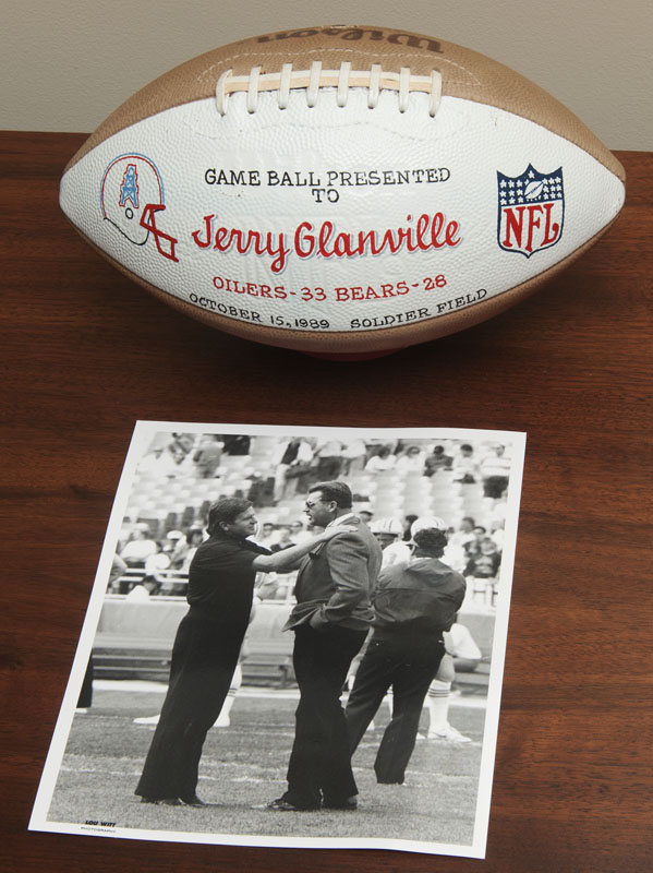 Jerry Glanville NFL Memorabilia, Jerry Glanville Collectibles, Verified  Signed Jerry Glanville Photos