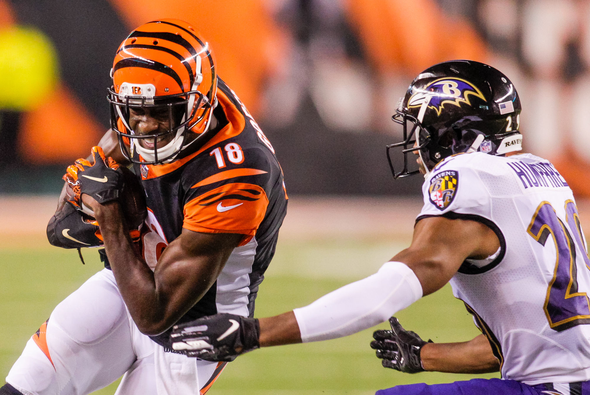 Ex-Bengal Marvin Jones helps Cincinnati move into tie with