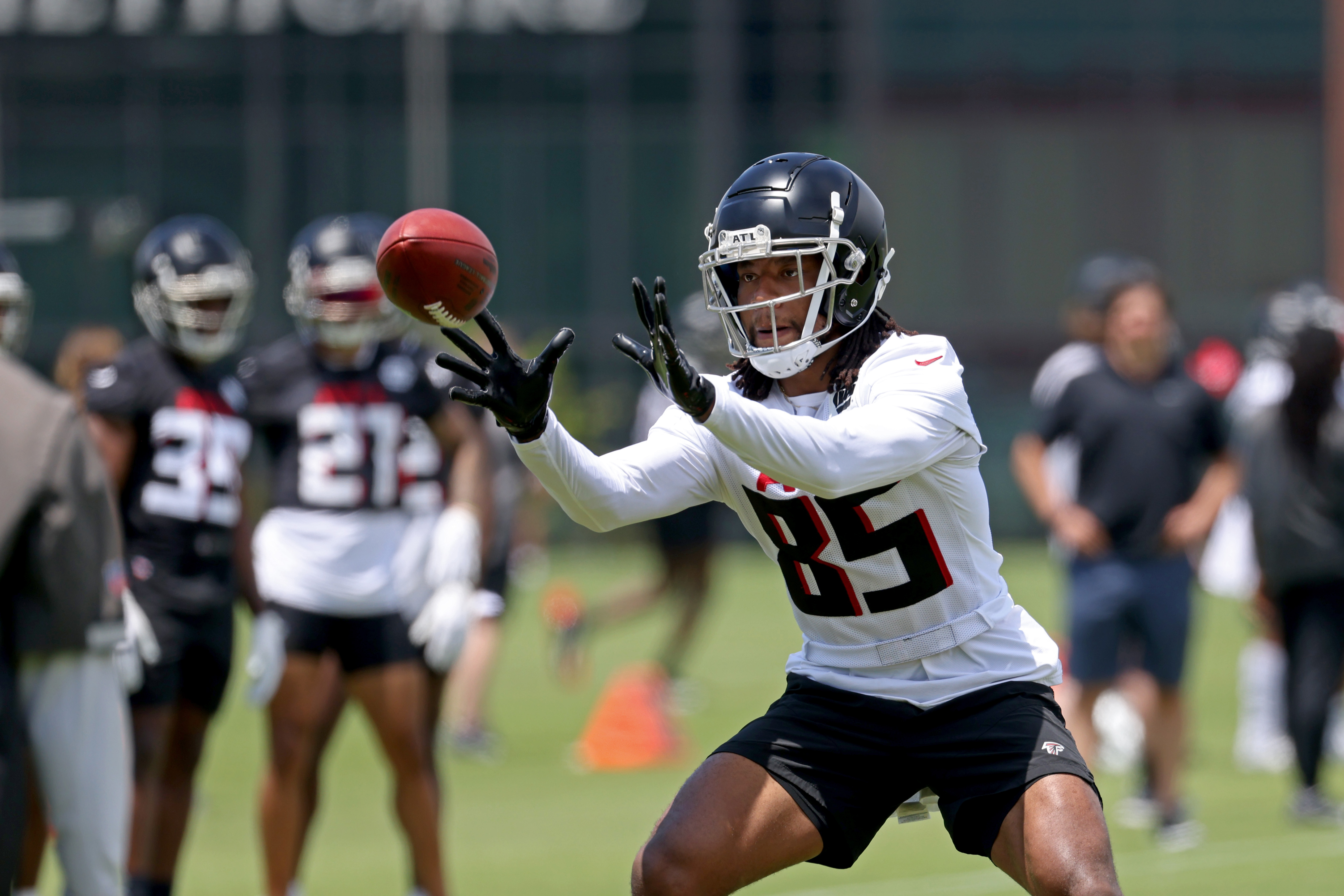 Two Wide Receivers Among Atlanta Falcons Cuts - All Falcons