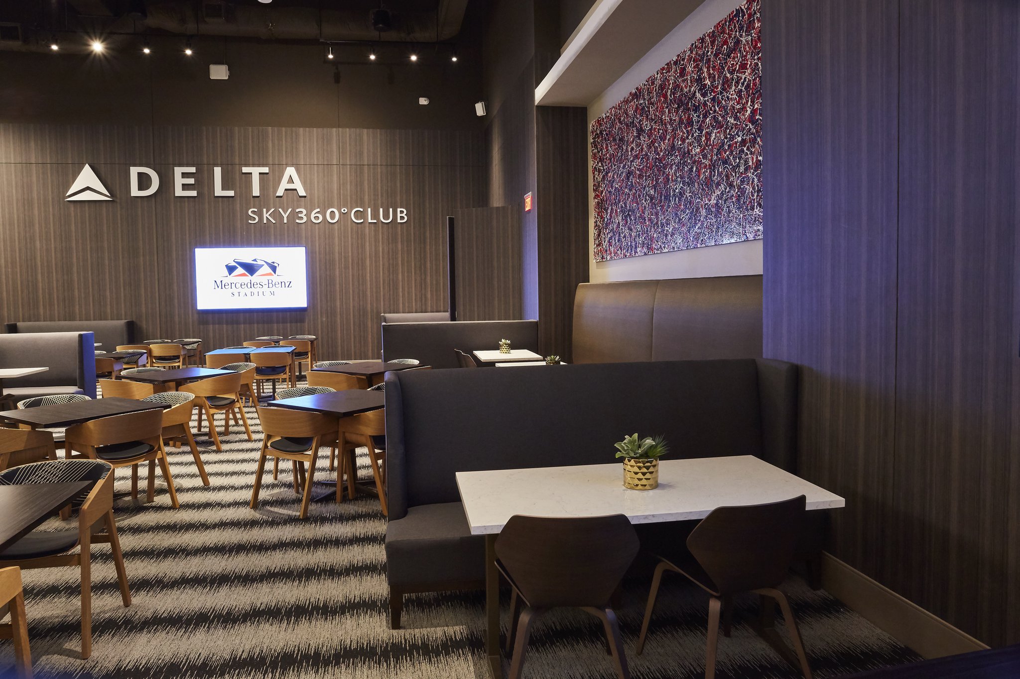 Delta Sky360 Club at Mercedes-Benz Stadium 