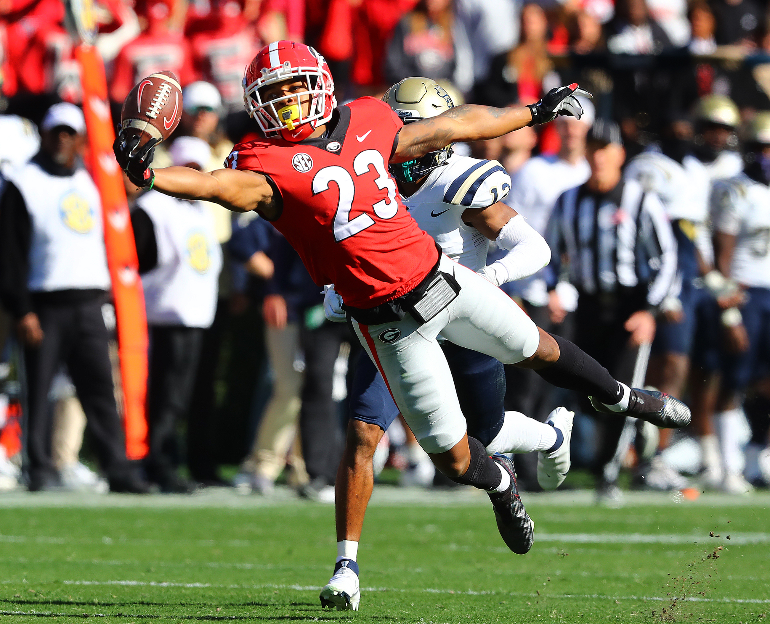 Georgia DL Jordan Davis scores a touchdown vs Charleston Southern 