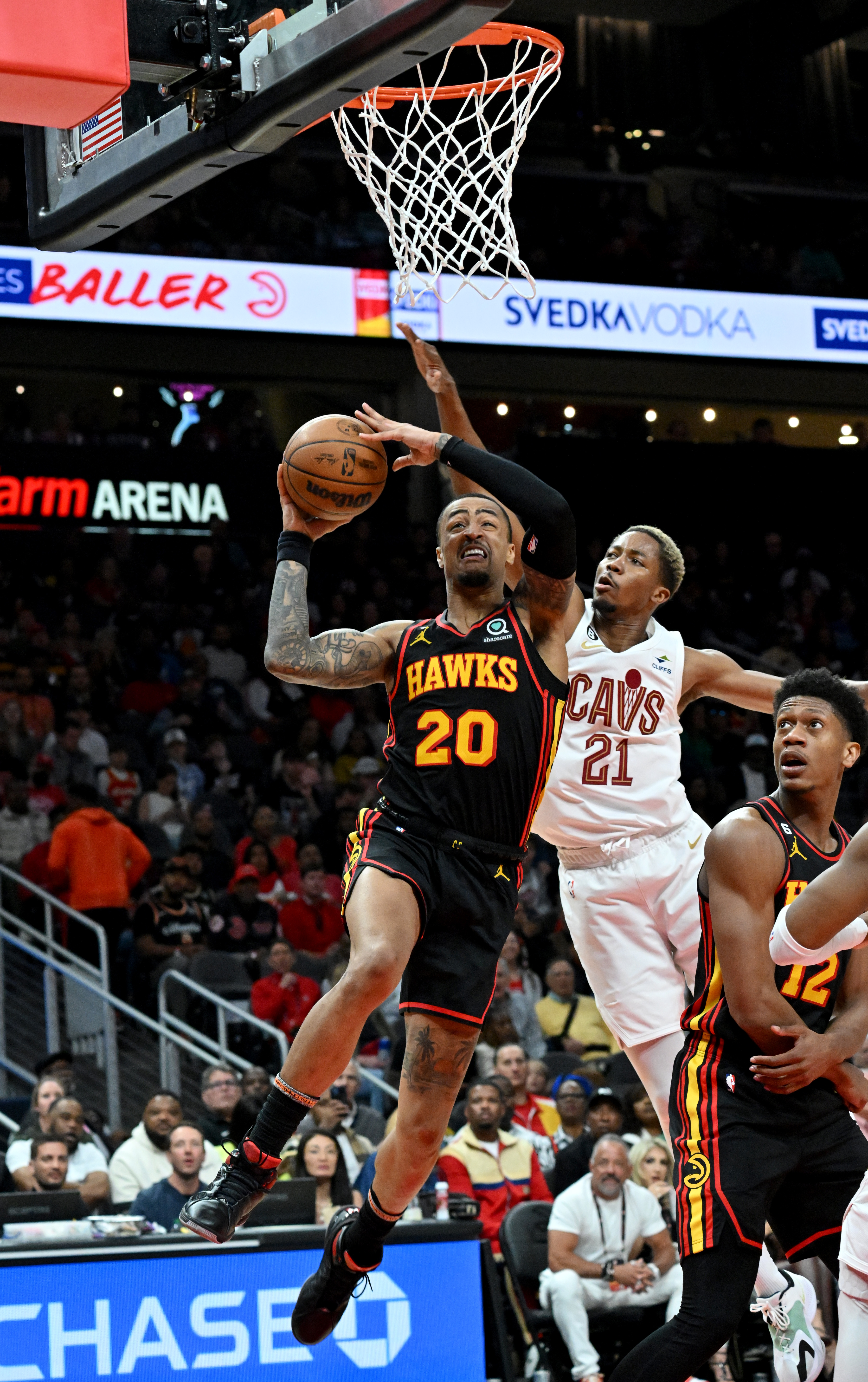 Hawks clear cap room, trade Collins to Jazz for Gay, future 2nd rounder, AP  source says – KGET 17