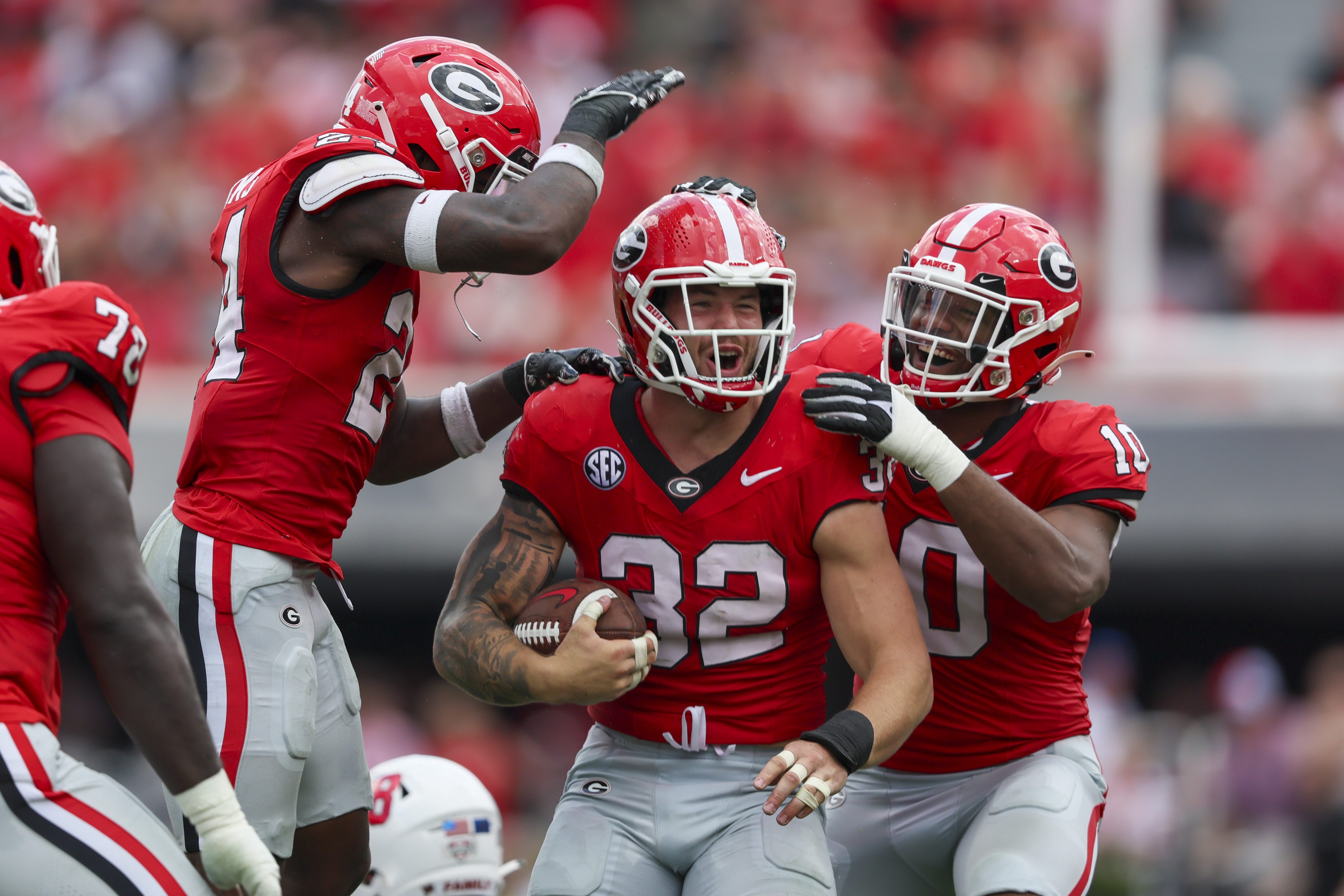 Georgia vs. South Carolina FREE LIVE STREAM (9/16/23): Watch college  football, Week 3 online