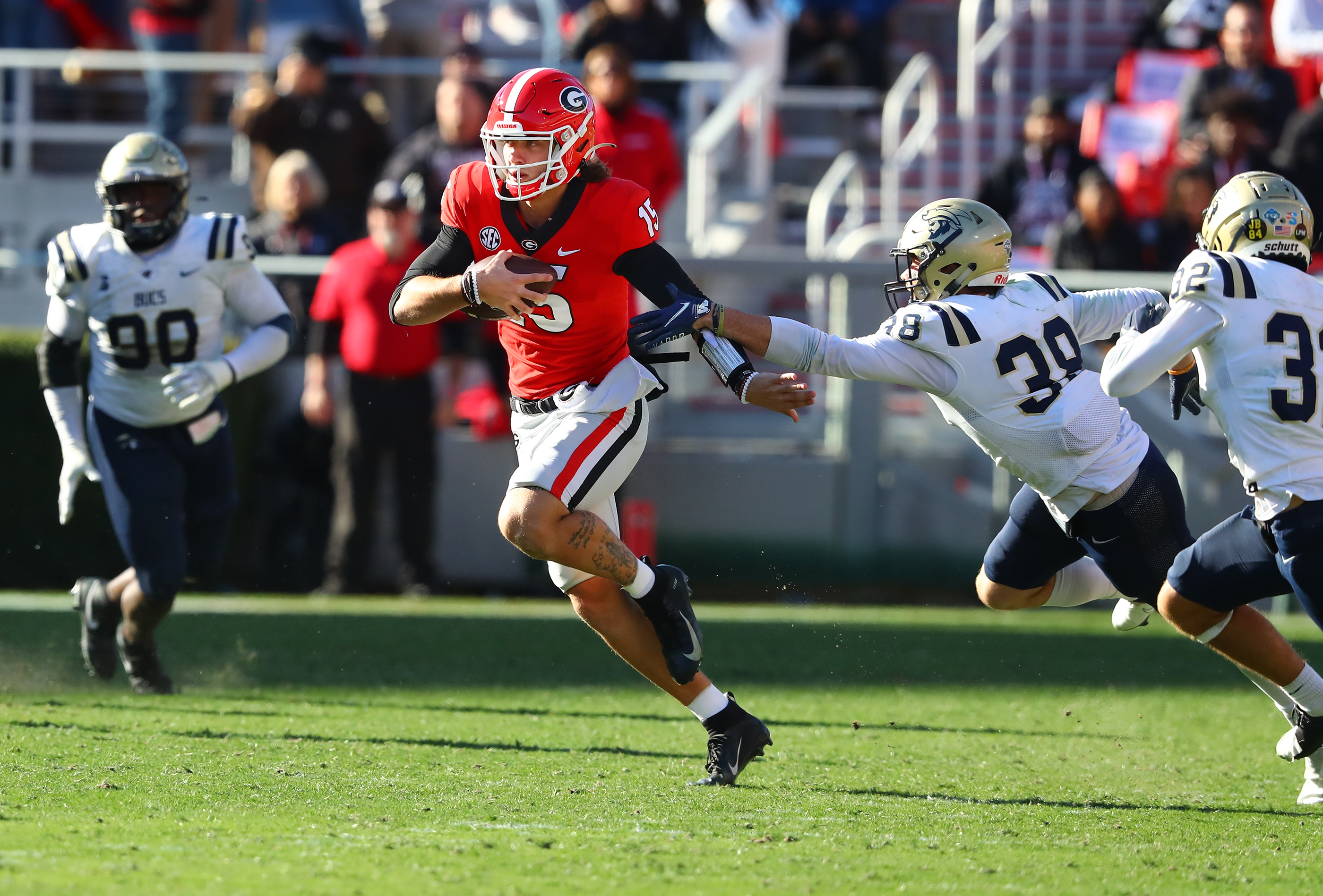 Georgia DL Jordan Davis scores a touchdown vs Charleston Southern 