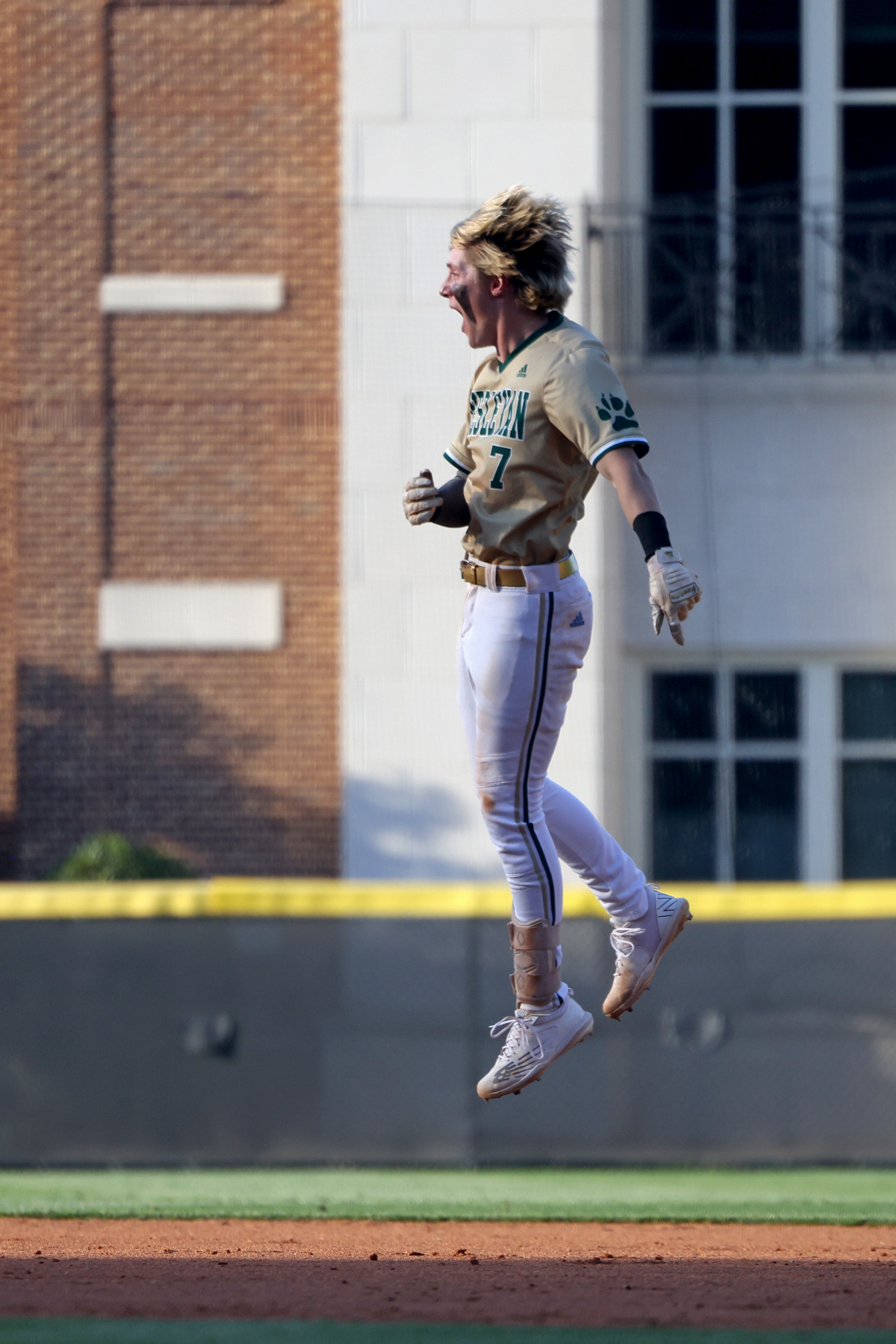 Photos: Cooper Blauser, Jeff Blauser's son, leads Wesleyan to win