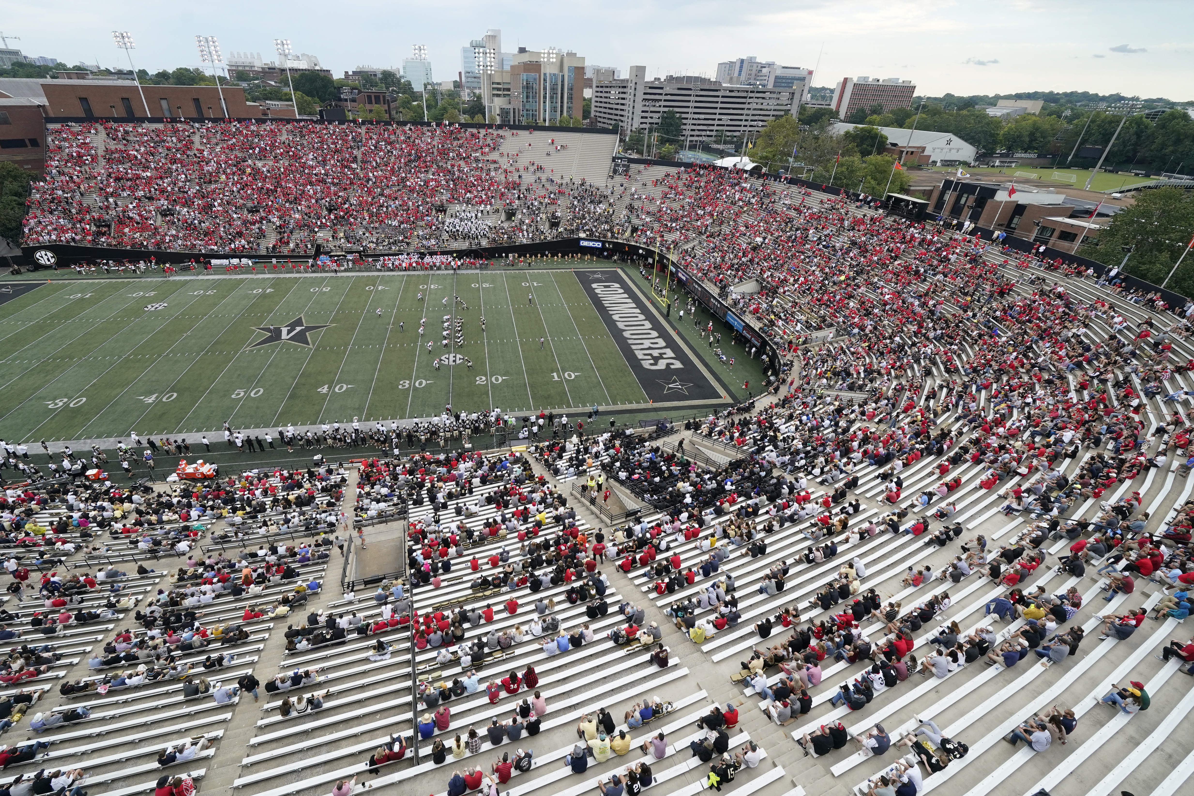 Georgia-South Carolina Set For CBS At 3:30 p.m. - University of Georgia  Athletics