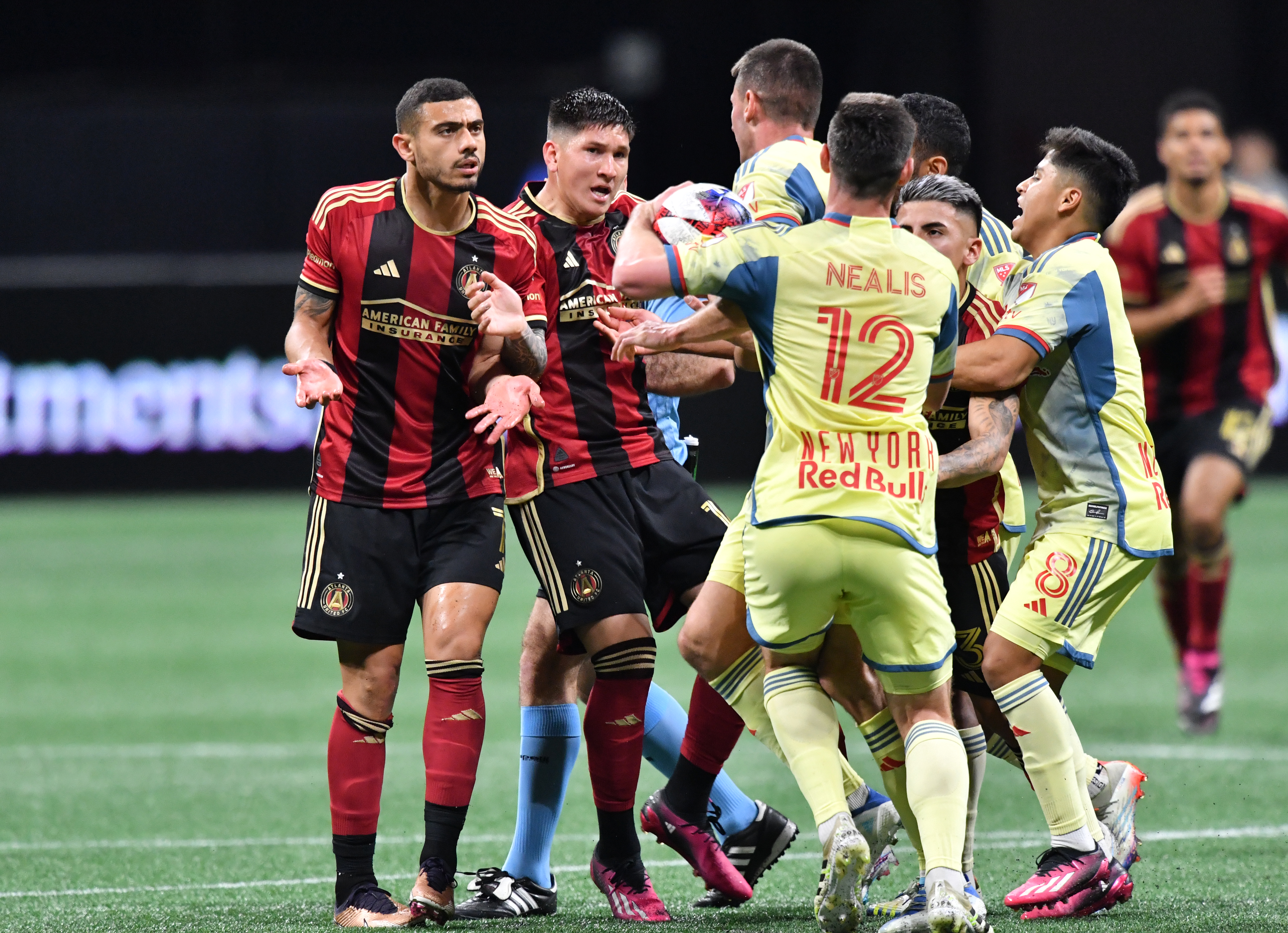 New England Revolution 2-1 Atlanta United: Player Ratings and Reaction -  Dirty South Soccer