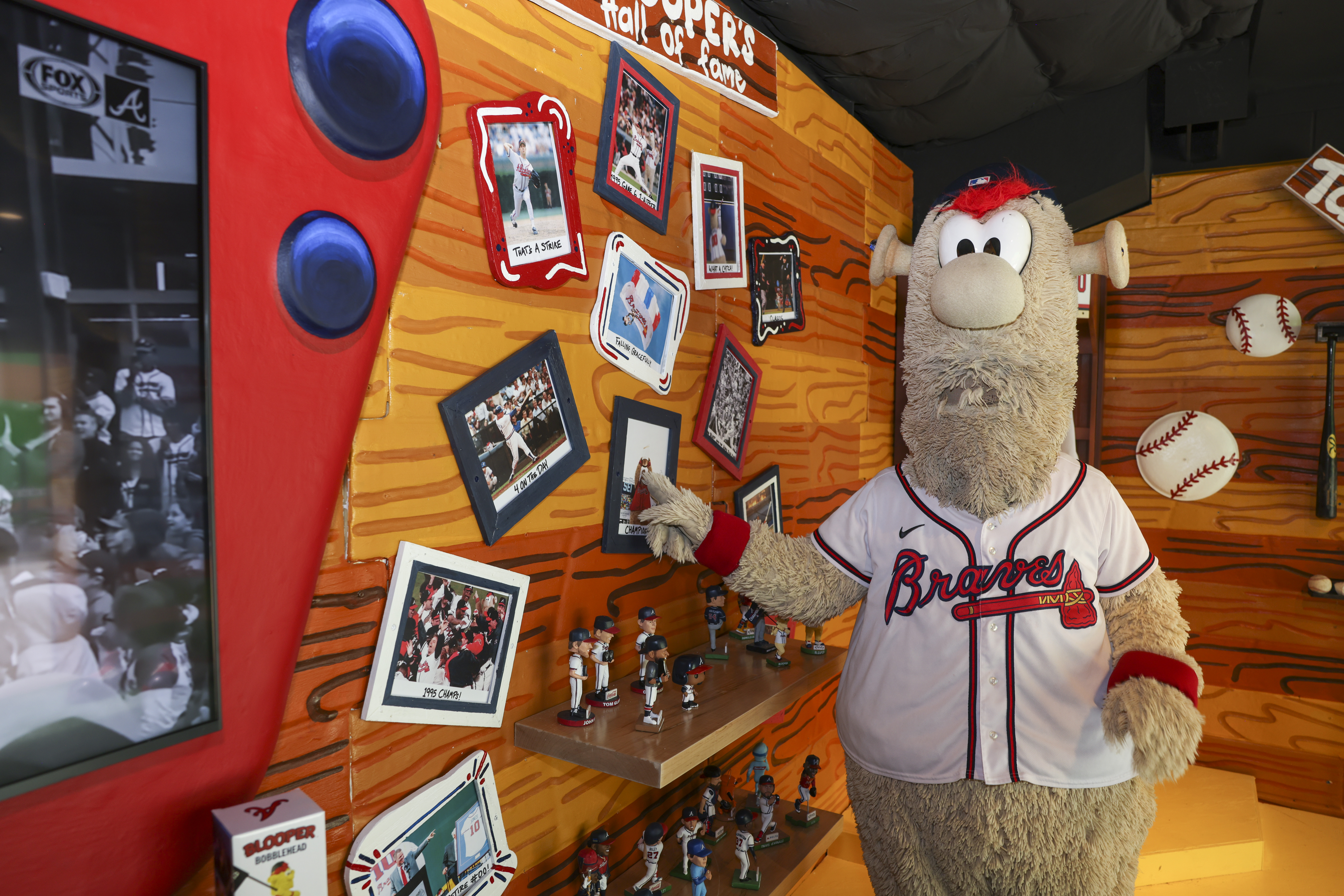 Braves unveil 'Blooper's Clubhouse' fun space for kids at Truist Park 