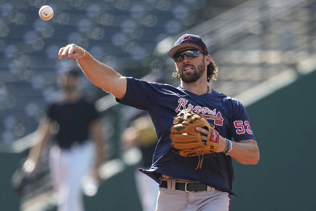 Braves release infielder-turned-pitcher Charlie Culberson