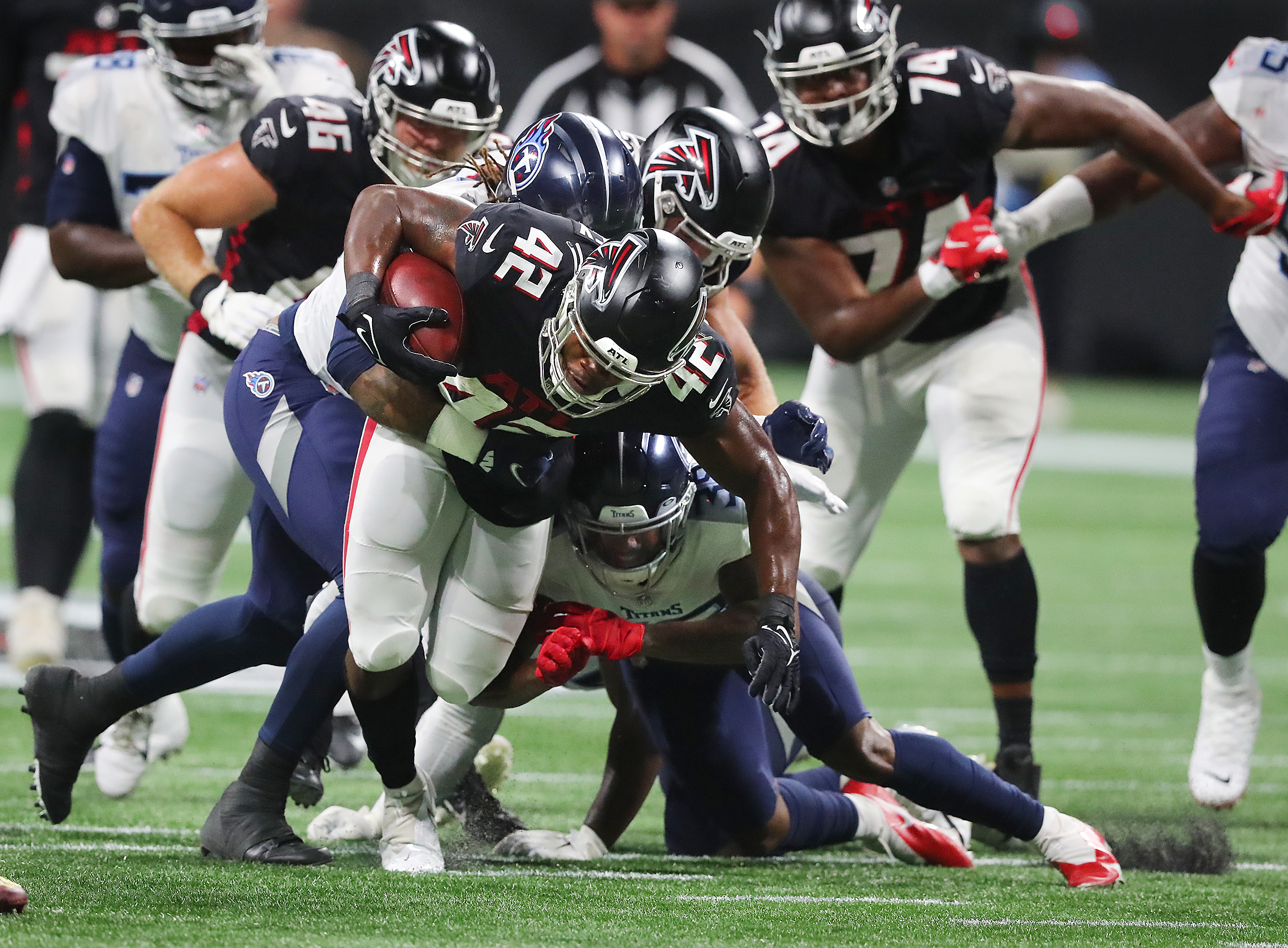 Falcons elevate RB Caleb Huntley from practice squad