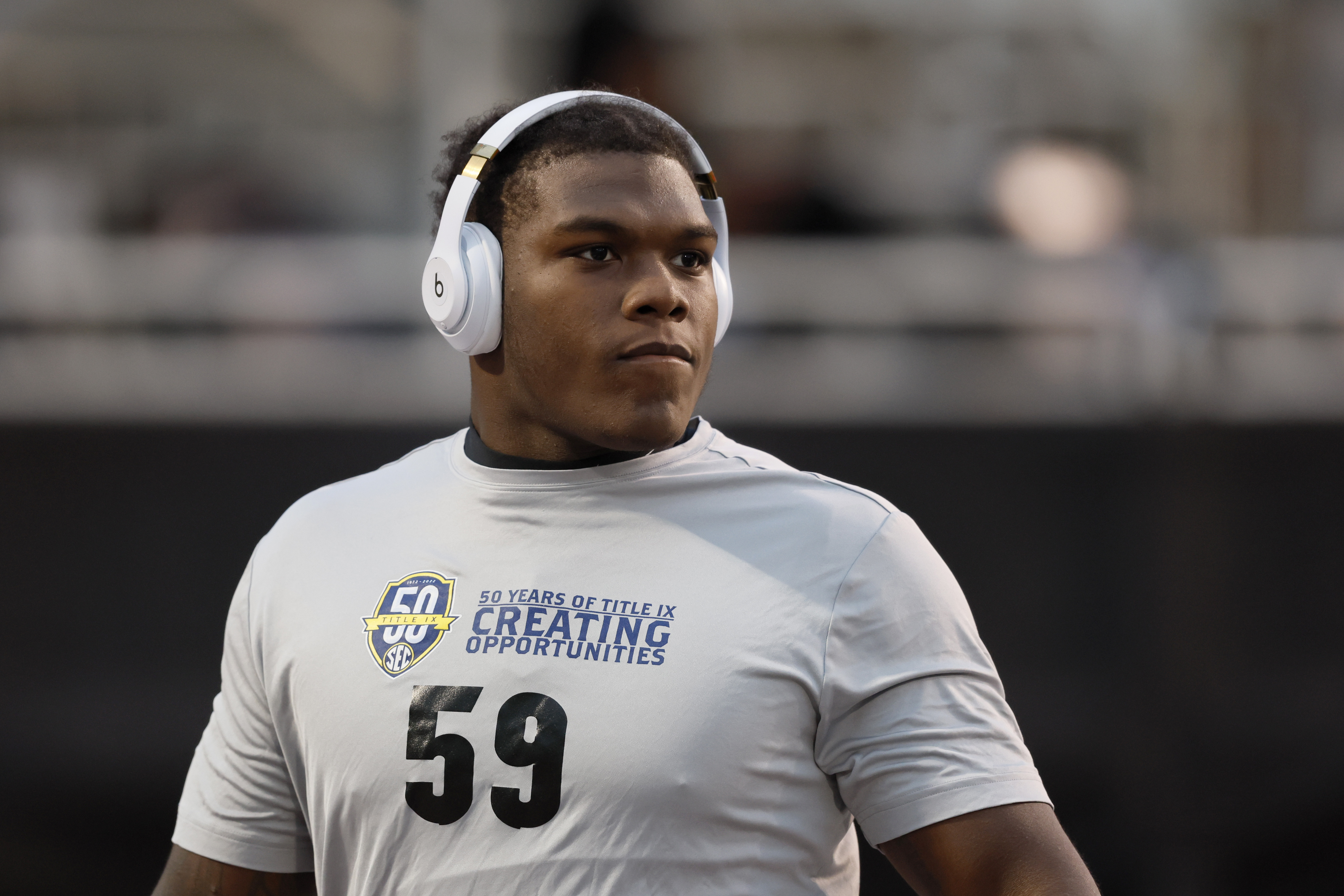 Steelers select Georgia OT Broderick Jones with No. 14 pick