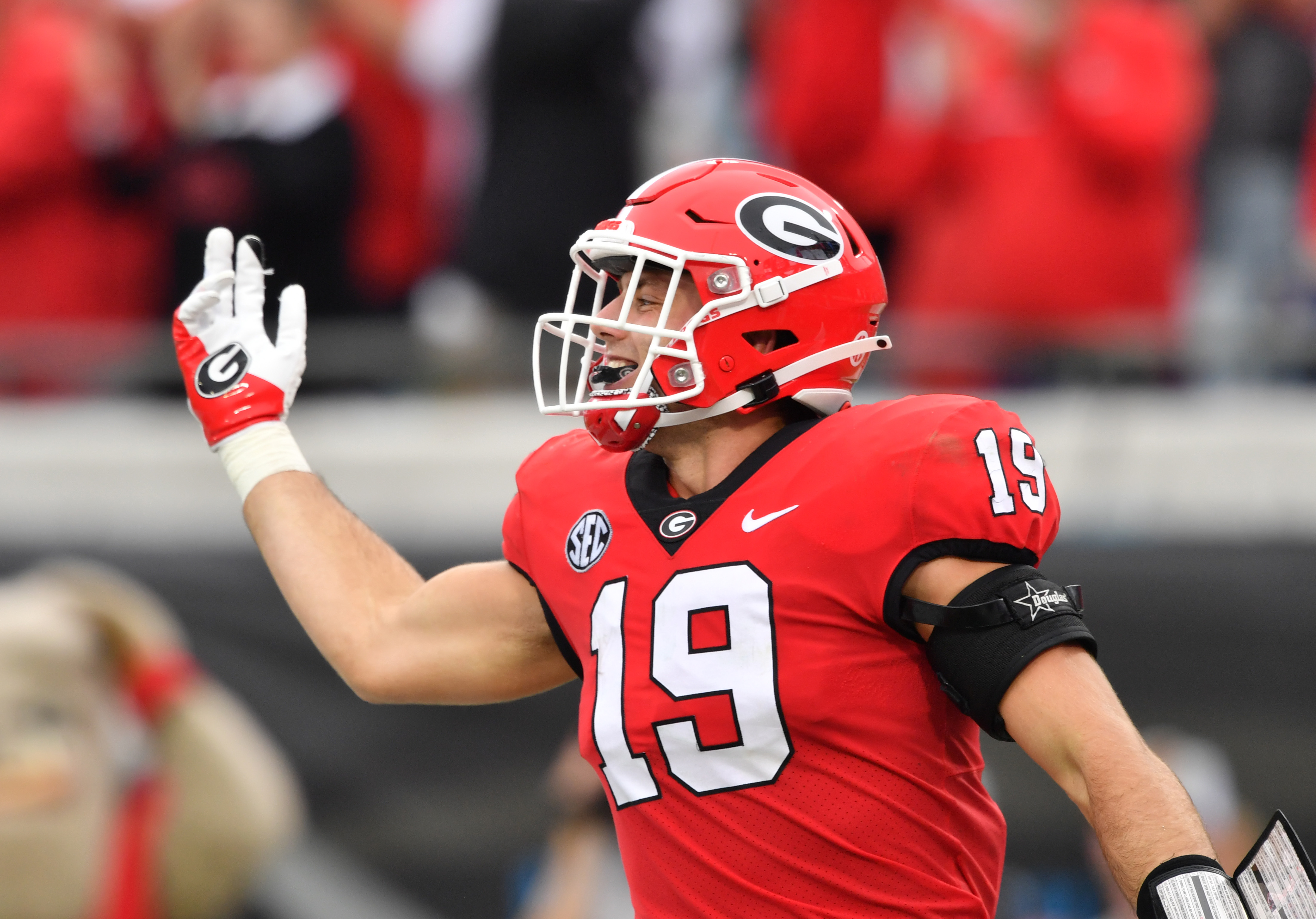 University of Georgia Commit Brock Bowers Welcomed to 2021 All-American  Bowl with Virtual Jersey Presentation - DawgTime