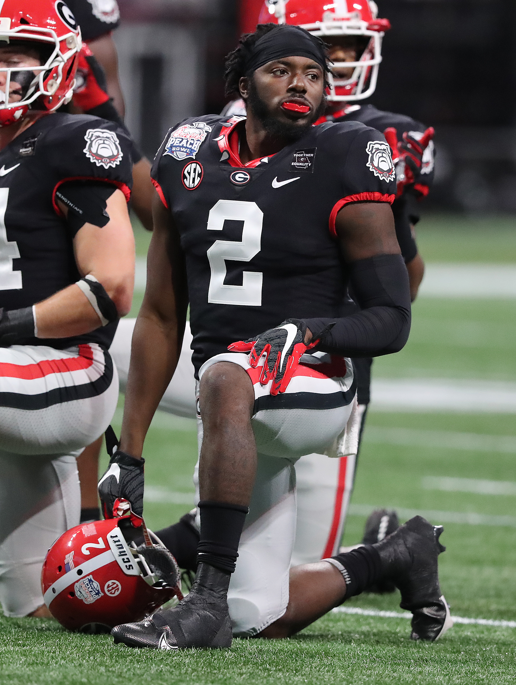 Football's Standout Season Ends with 24-21 Peach Bowl Loss to Georgia -  University of Cincinnati Athletics