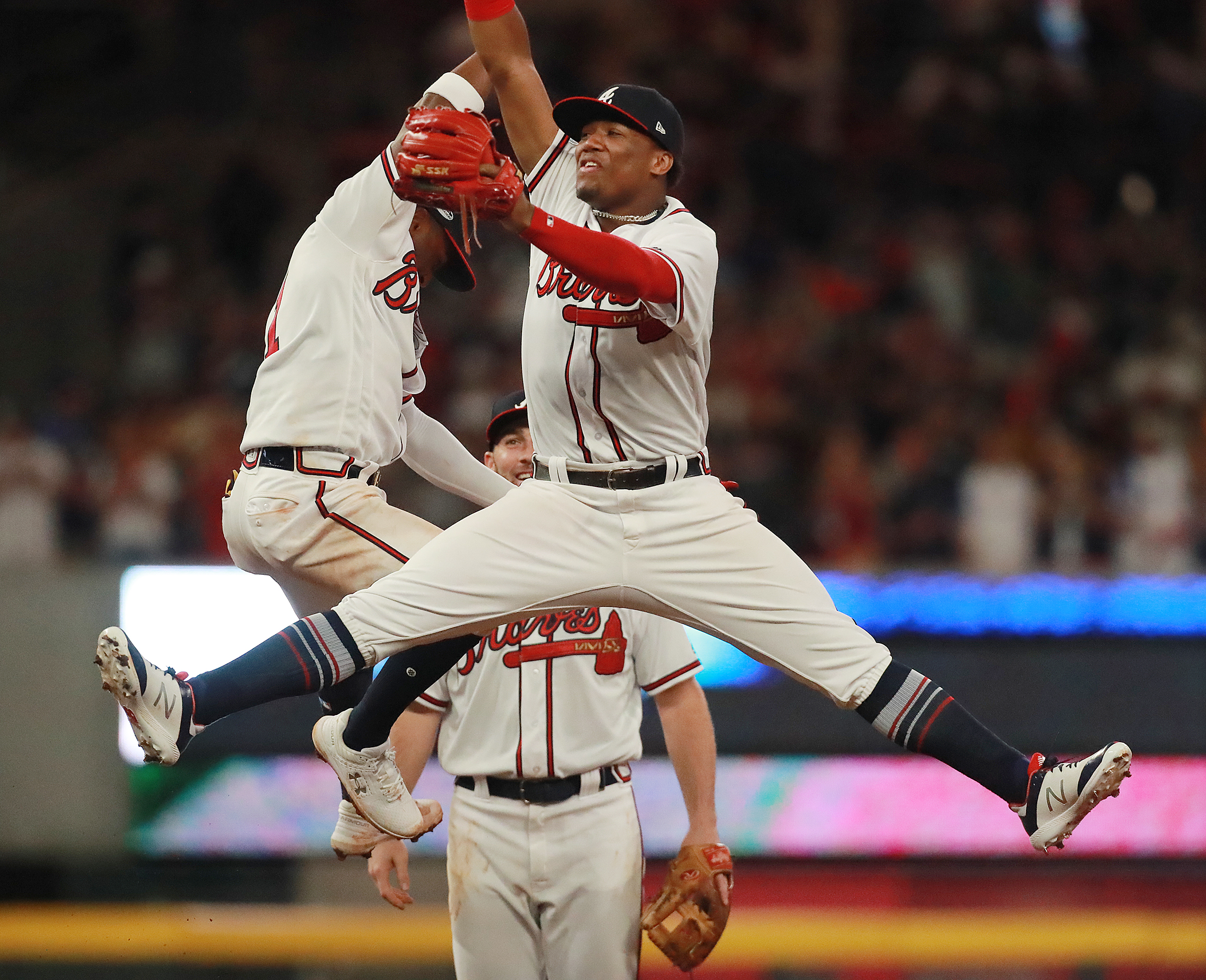 Acuña homers in 3rd straight game against Dodgers as Braves win 4