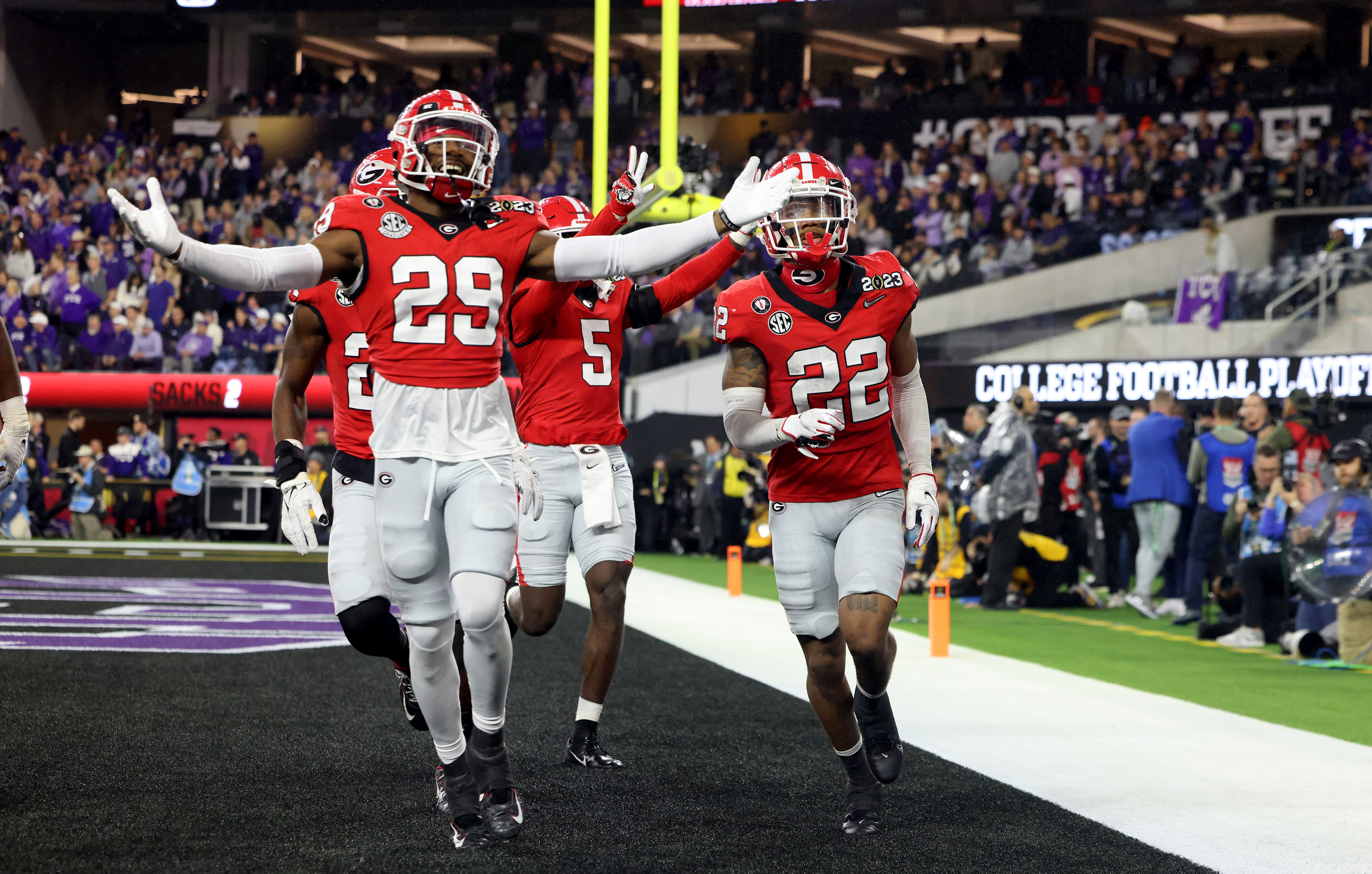 Georgia wins back-to-back national championships with dominant victory over  TCU: Are the Bulldogs a dynasty? - The Athletic