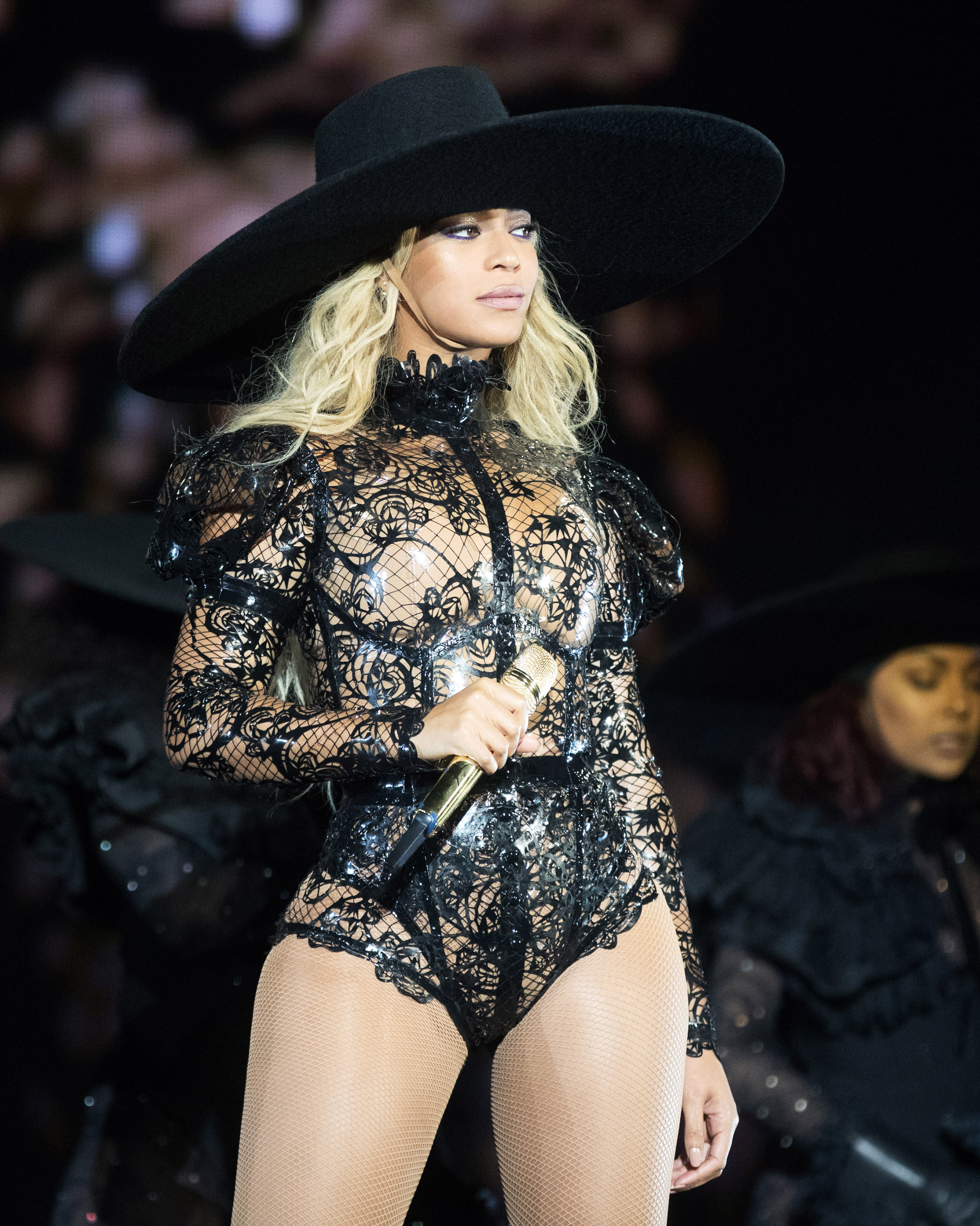 Beyonce returns to Atlanta; pays tribute to Shawty Lo during "Formation