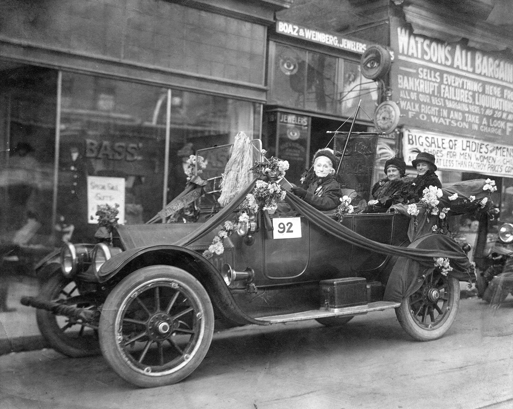 Mary L. McLendon drives a float for the Georgia Woman Civic Suffrage Association in a suffrage division of a parade held in Atlanta in 1913. McLendon was among White suffragists who voiced outrage that Black men gained the right to vote before White women. (Kenan Research Center at the Atlanta History Center / used with permission)