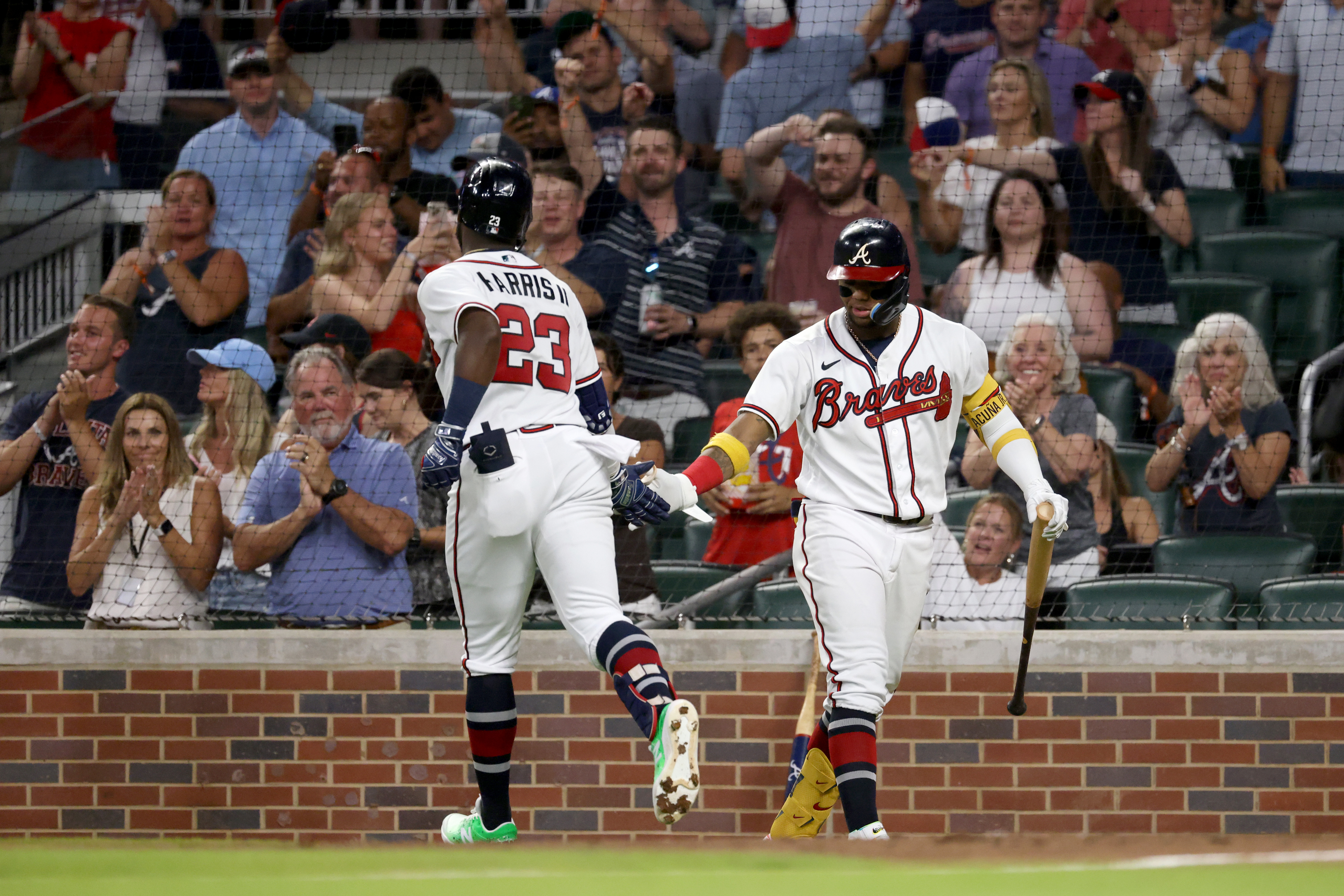 Braves plan to cut off sale of season tickets before opener