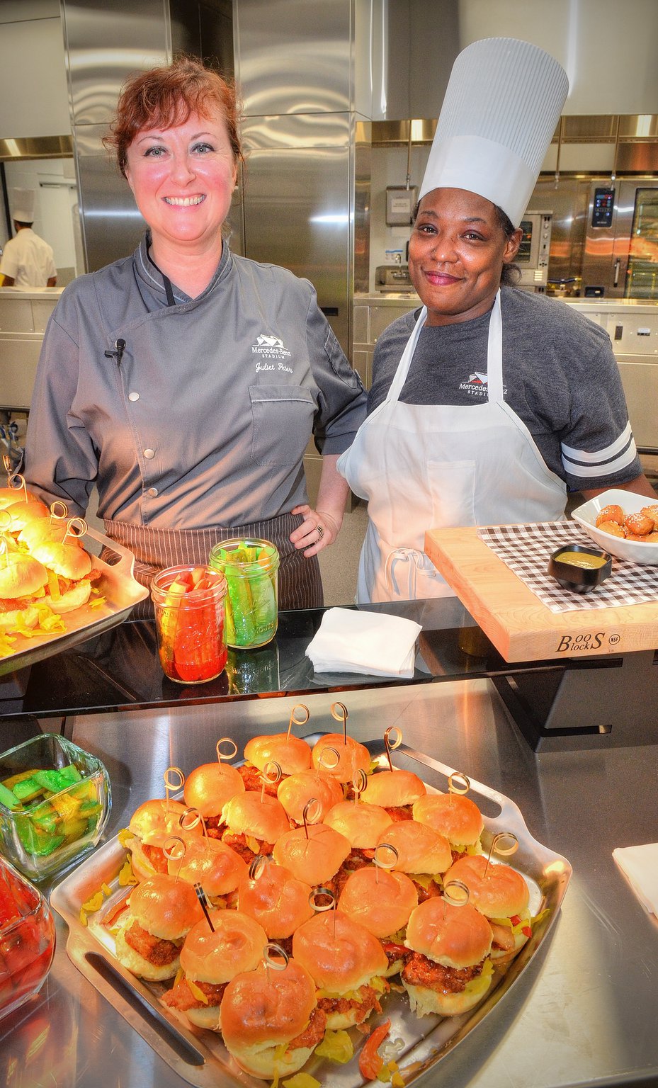 New Falcons stadium features cutting-edge tech, inexpensive food