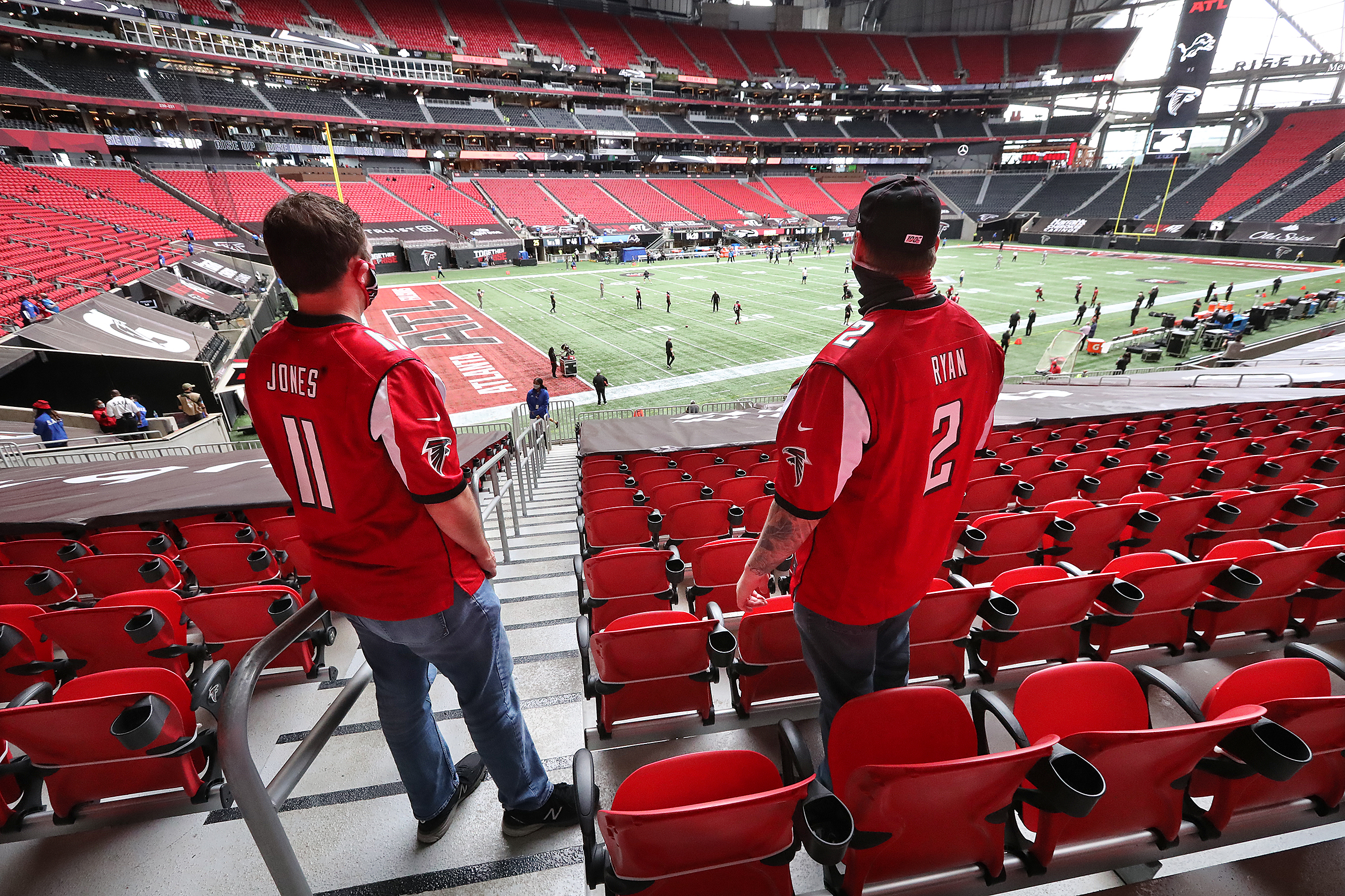 Falcons' Mercedes-Benz Stadium is the 'Sports Business Journal' Sports  Facility of the Year - The Falcoholic