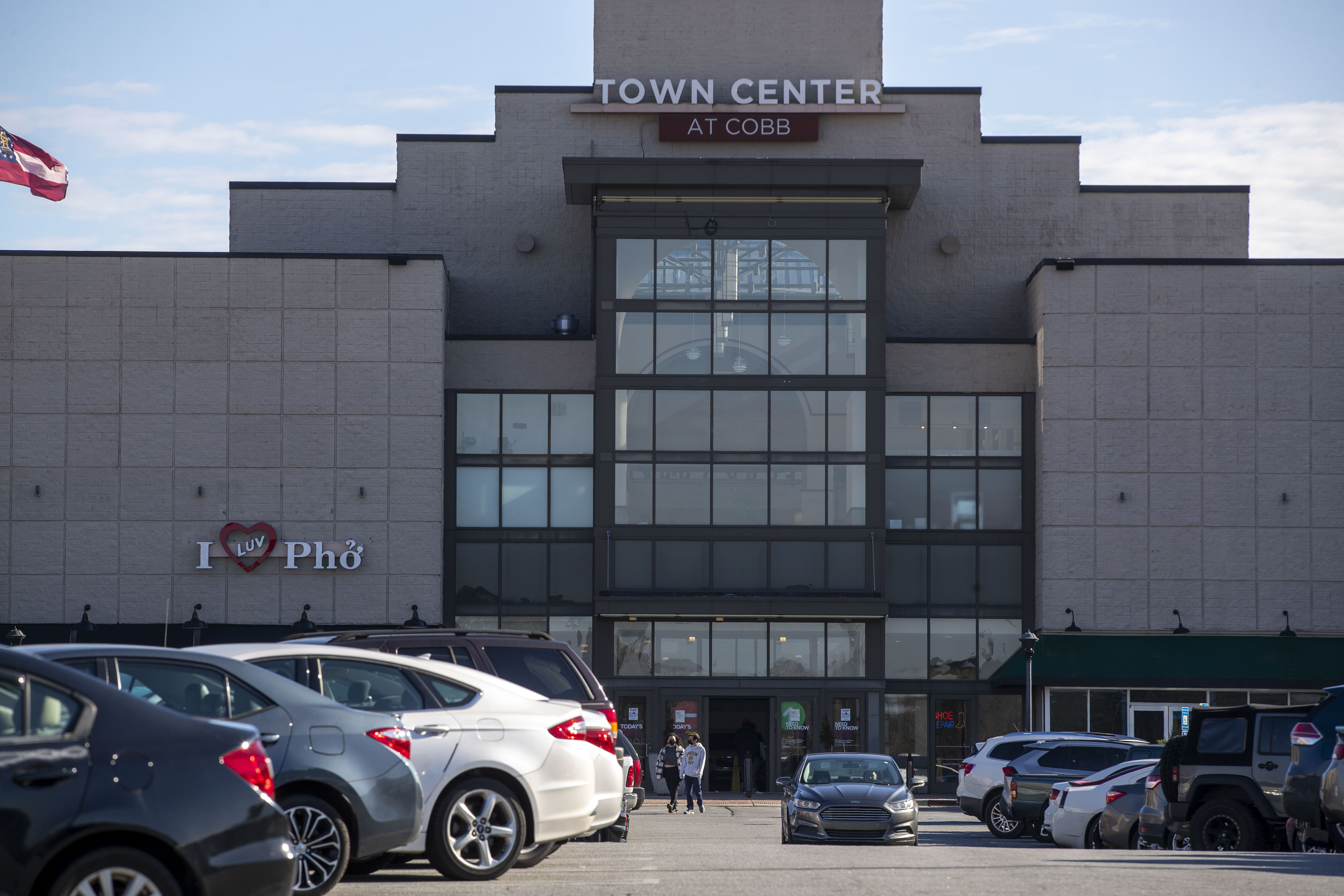 Kohan Retail of New York buys Cobb's Town Center mall