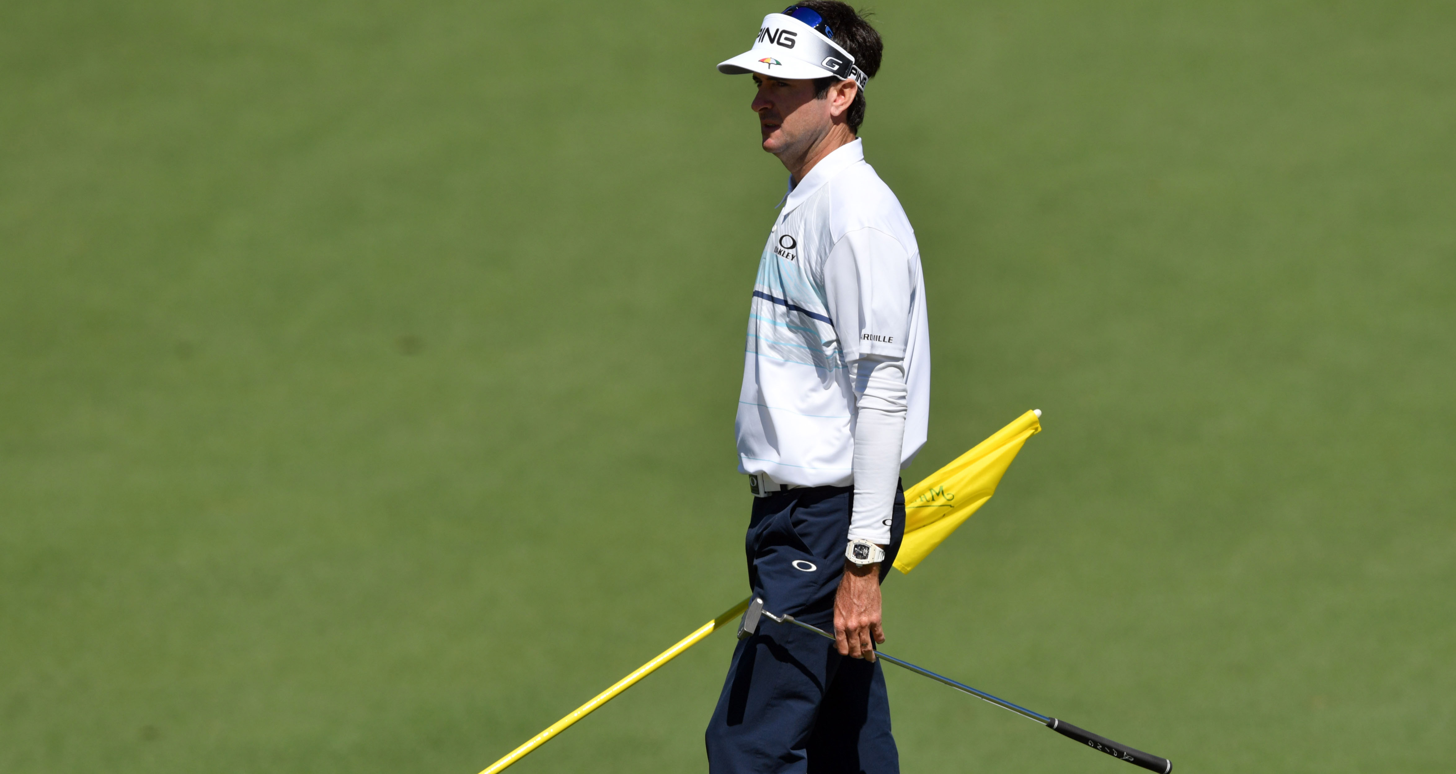 How is Bubba Watson allowed to use a pink (and green) golf ball at the  Masters?