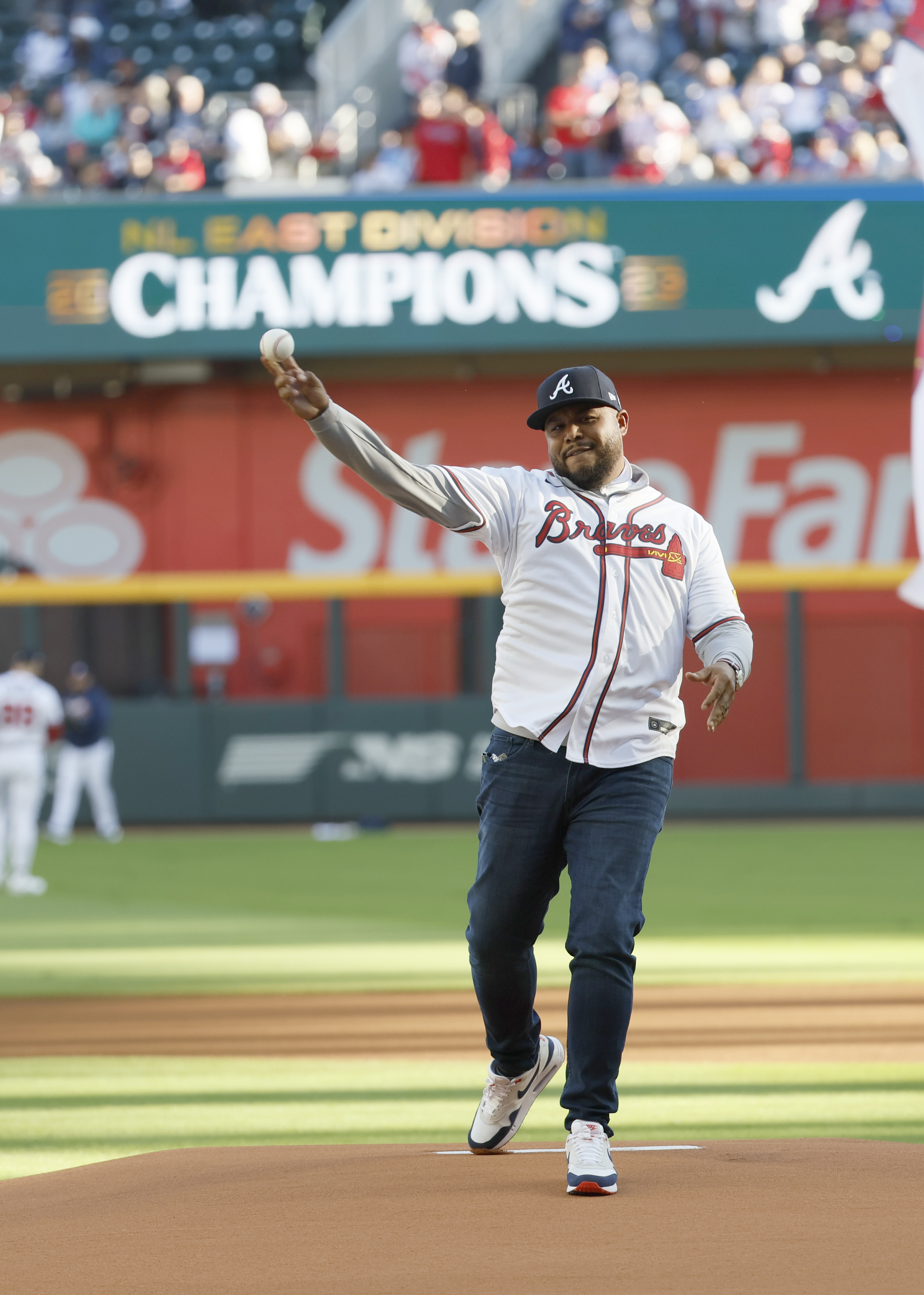 Truist renames Charlotte's BB&T Ballpark as Truist Field