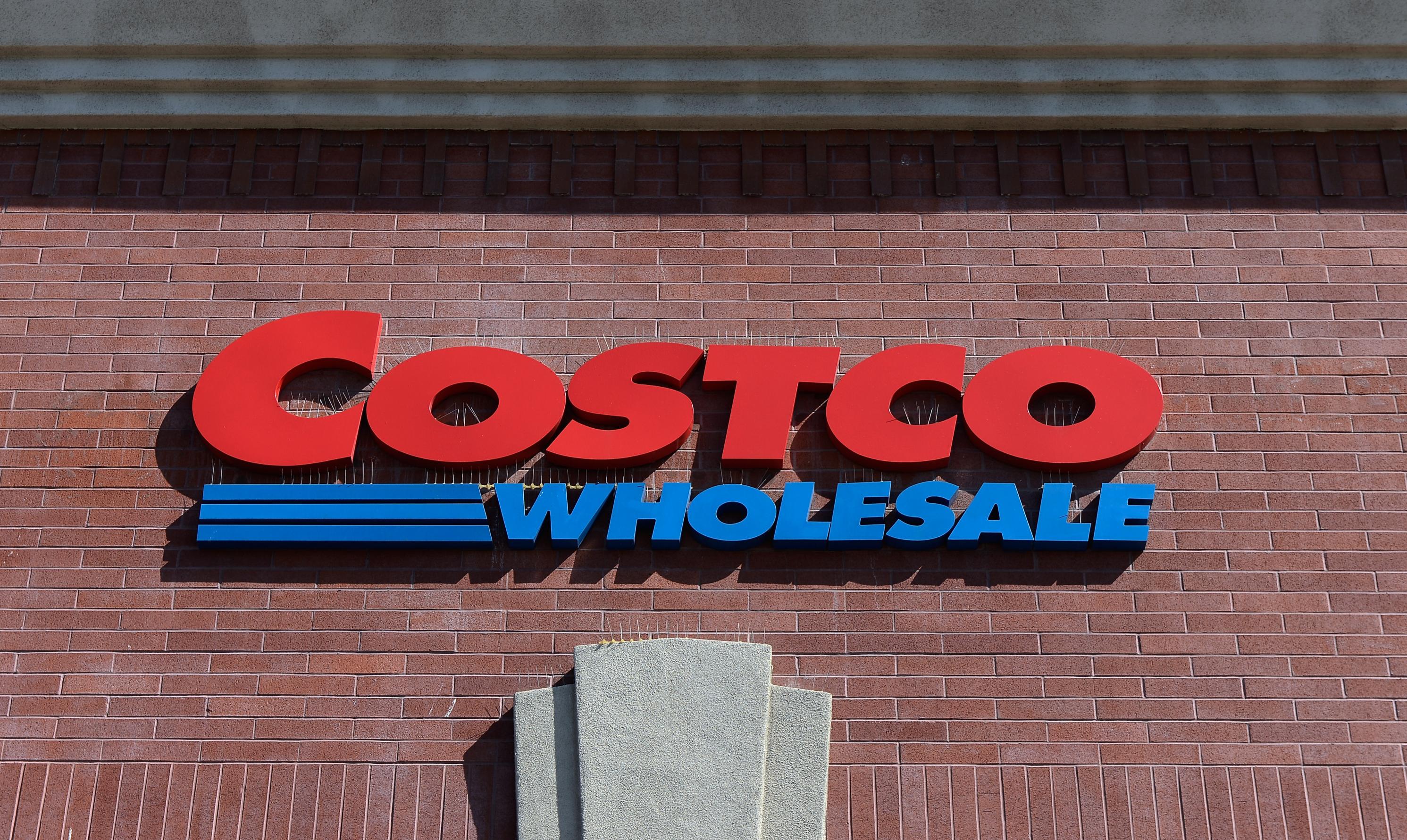 A family from California found live worms in fish bought at Costco -  ForumDaily