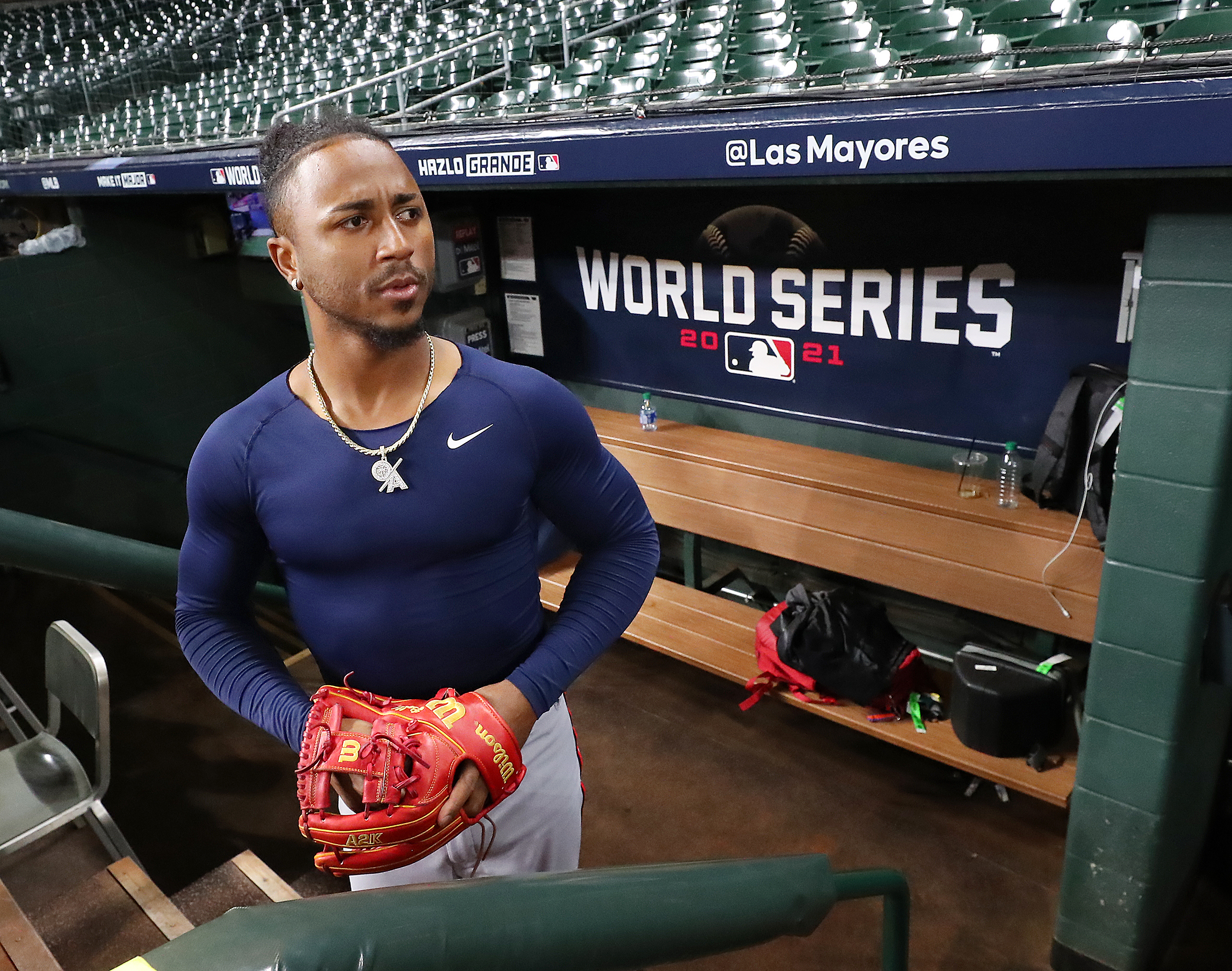 Johan Camargo replaces Ehire Adrianza on Braves World Series roster