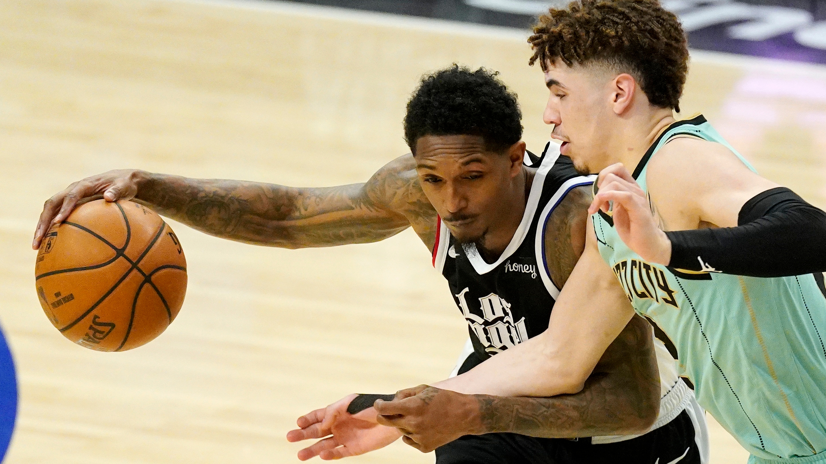 Lou Williams gives Hawks needed boost