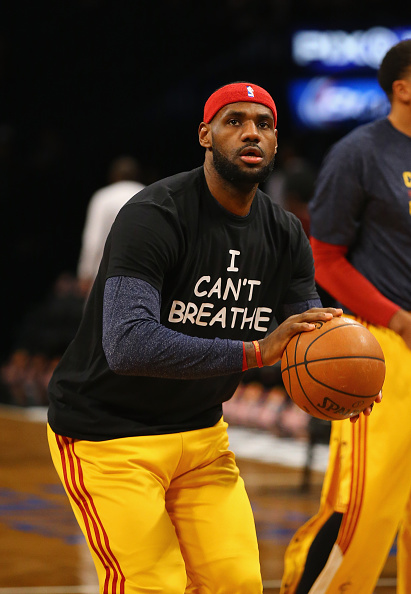 LeBron James, Kyrie Irving, Nets players wear 'I Can't Breathe' T-shirts in  Brooklyn 