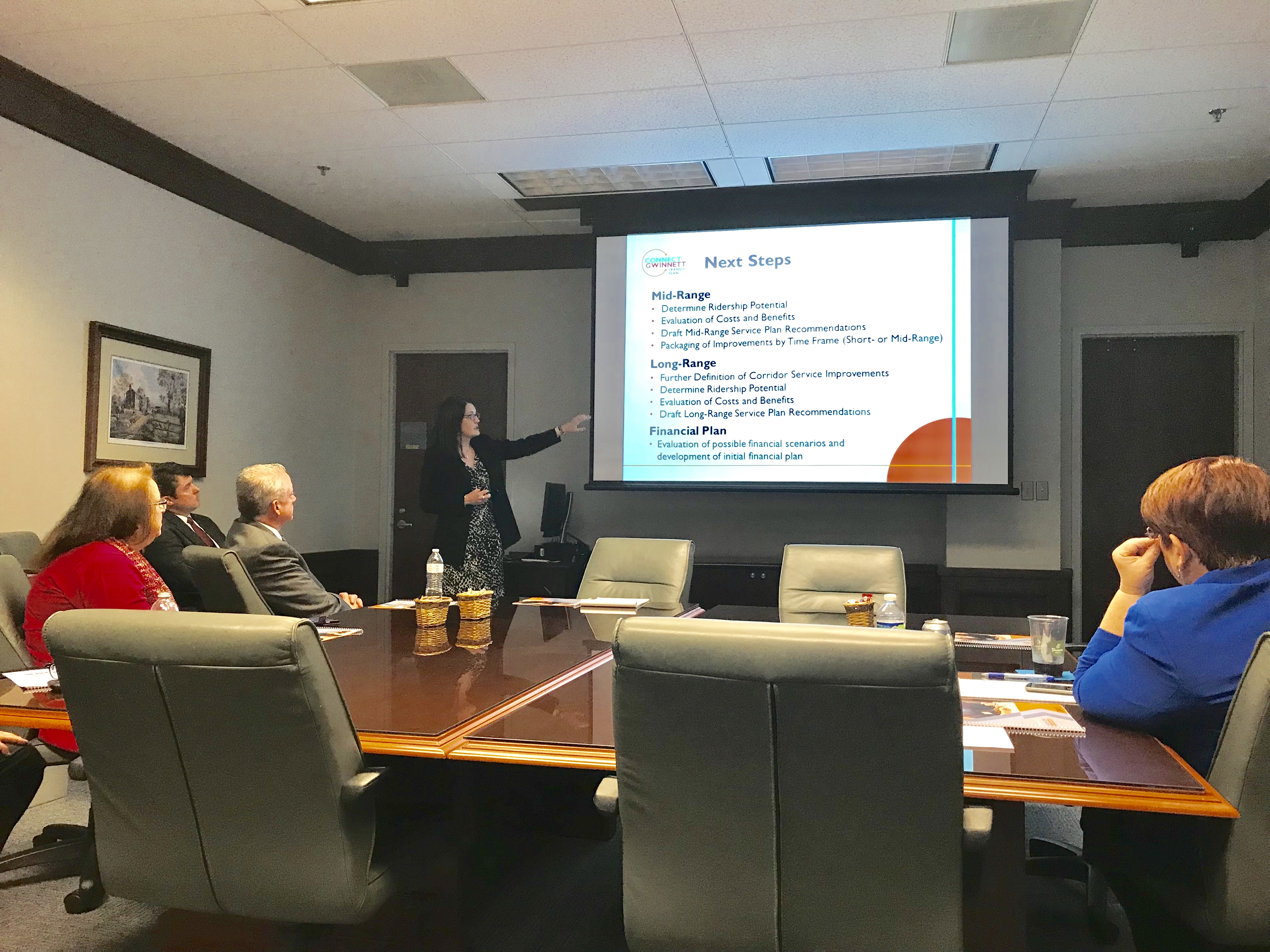 Cristina Pastore from consulting firm Kimley-Horn briefs Gwinnett officials Tuesday on the county’s transit development plan. TYLER ESTEP / TYLER.ESTEP@AJC.COM