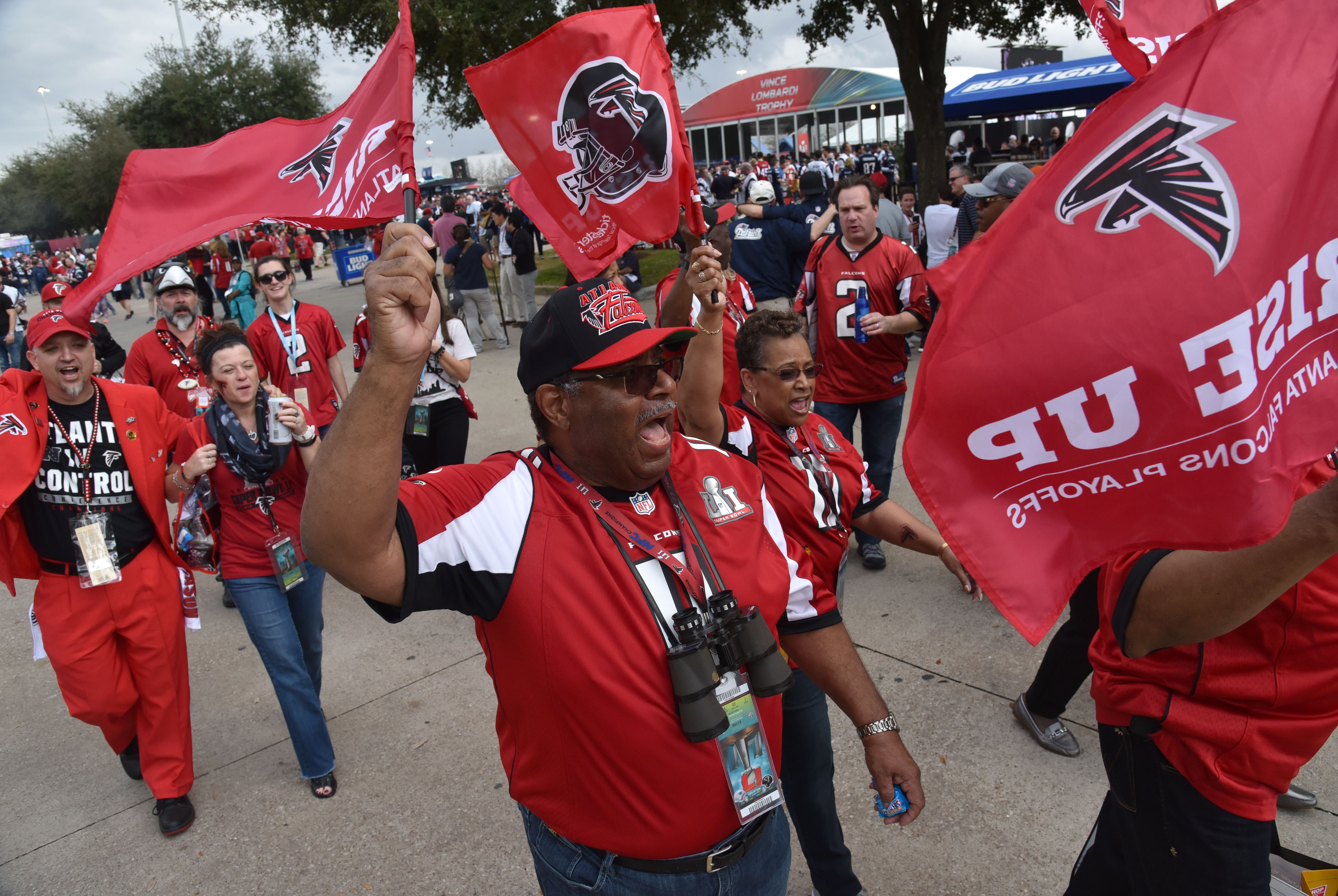 Super Bowl 2017: Atlanta Falcons fans party pregame in Houston