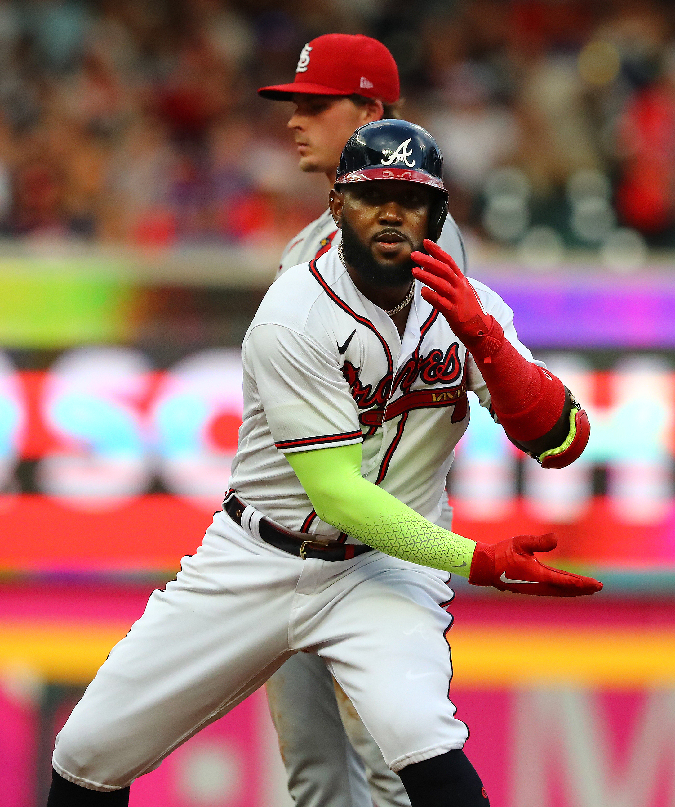 Braves score 5 in first inning, cruise past Cardinals