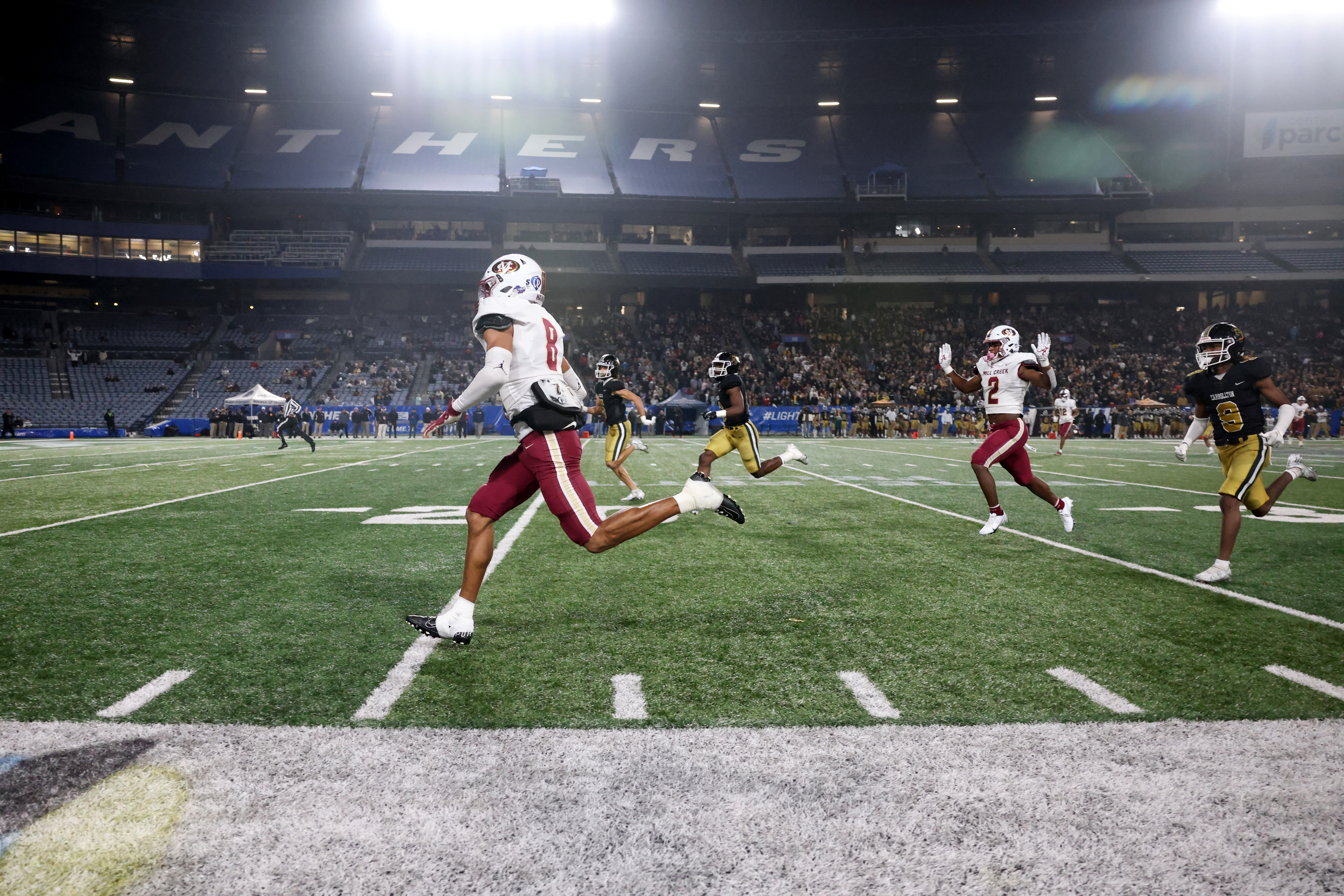 No. 18 Mill Creek routs No. 26 Carrollton for Georgia's 7A state high  school football title - High School Football America