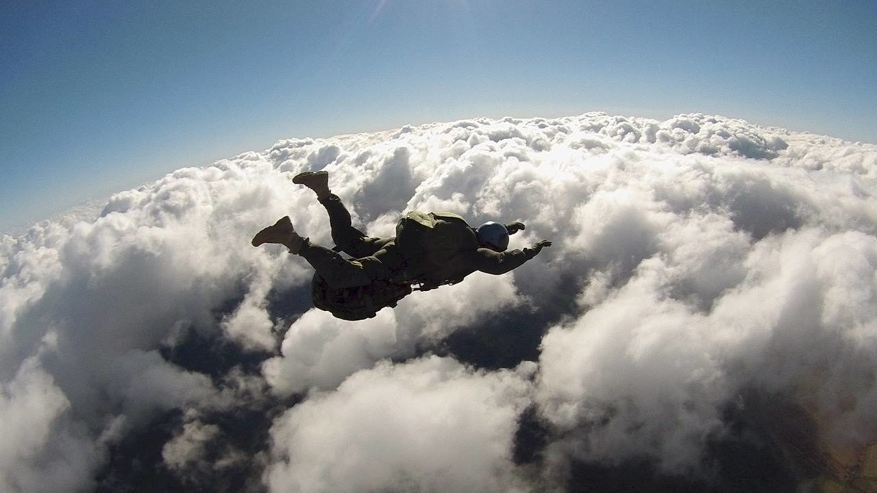 Woman Survives Parachute Not Opening Shop